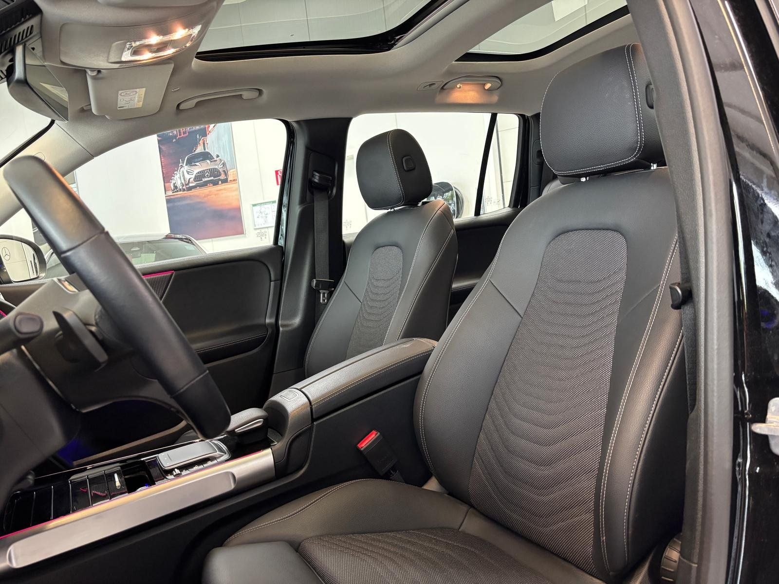 Fahrzeugabbildung Mercedes-Benz GLB 250 PROGRESSIVE PANO+360°+VORRÜSTUNGAHK+19"
