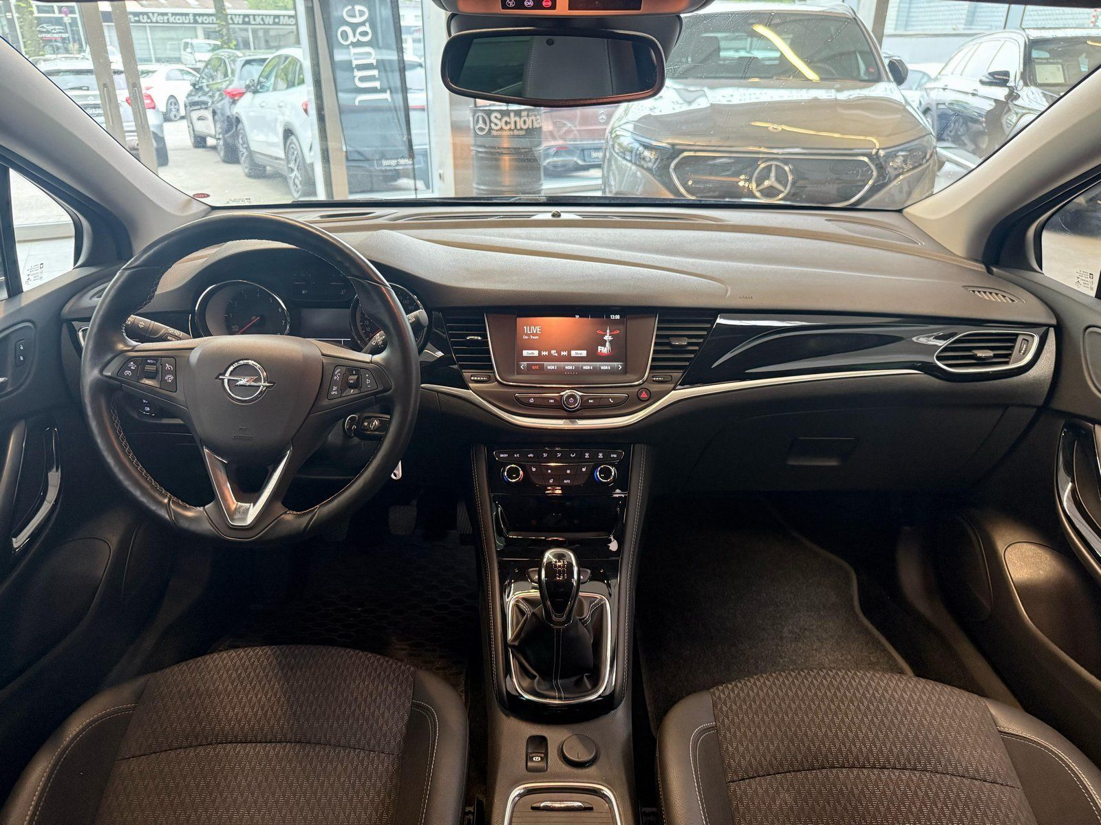 Fahrzeugabbildung Opel Astra K Sportstourer 1.4 Turbo Innovation AHK