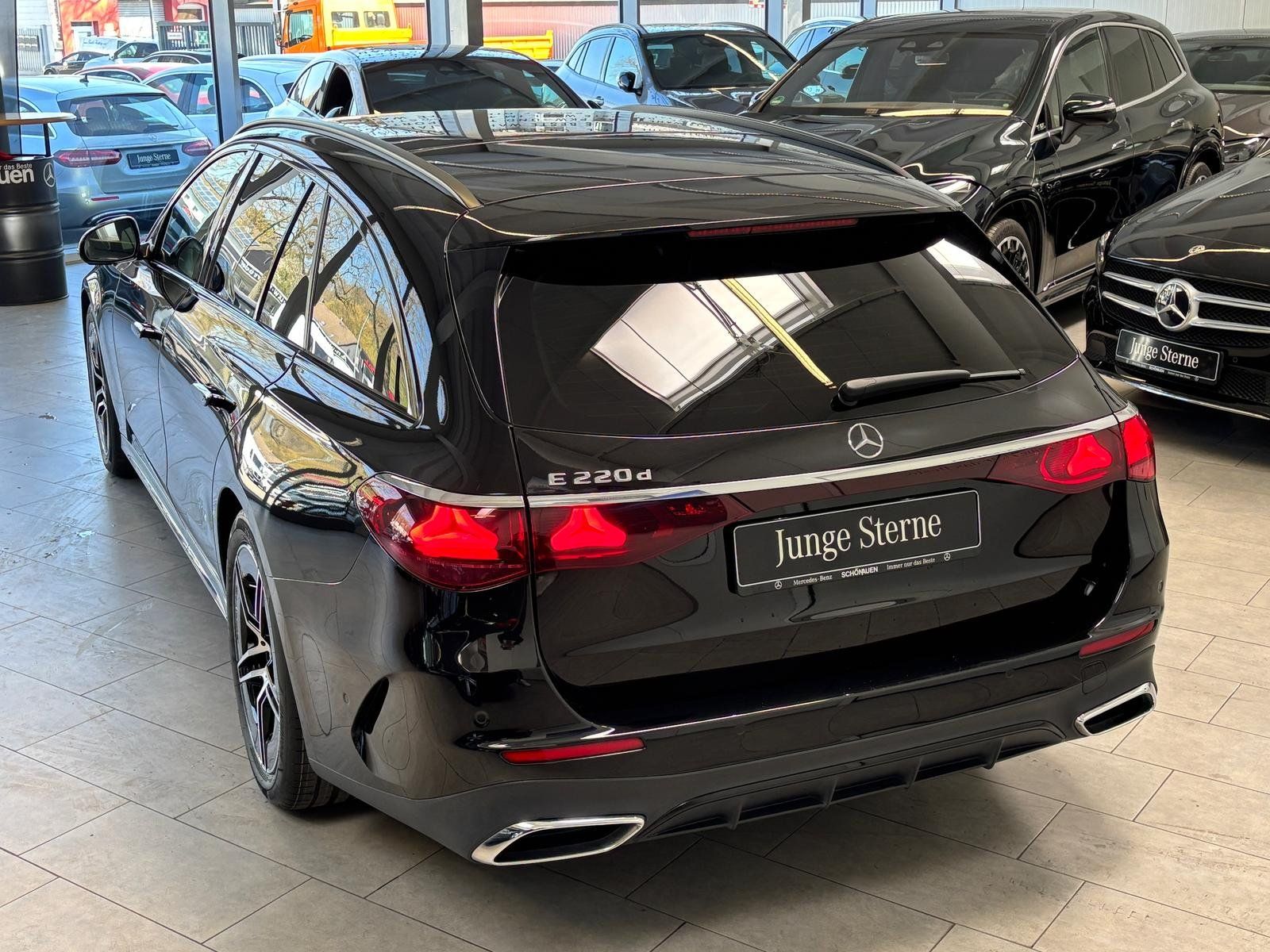 Fahrzeugabbildung Mercedes-Benz E 220 d T AMG AHK+WINTERPKT+NIGHT+DISTRO+CARPLAY
