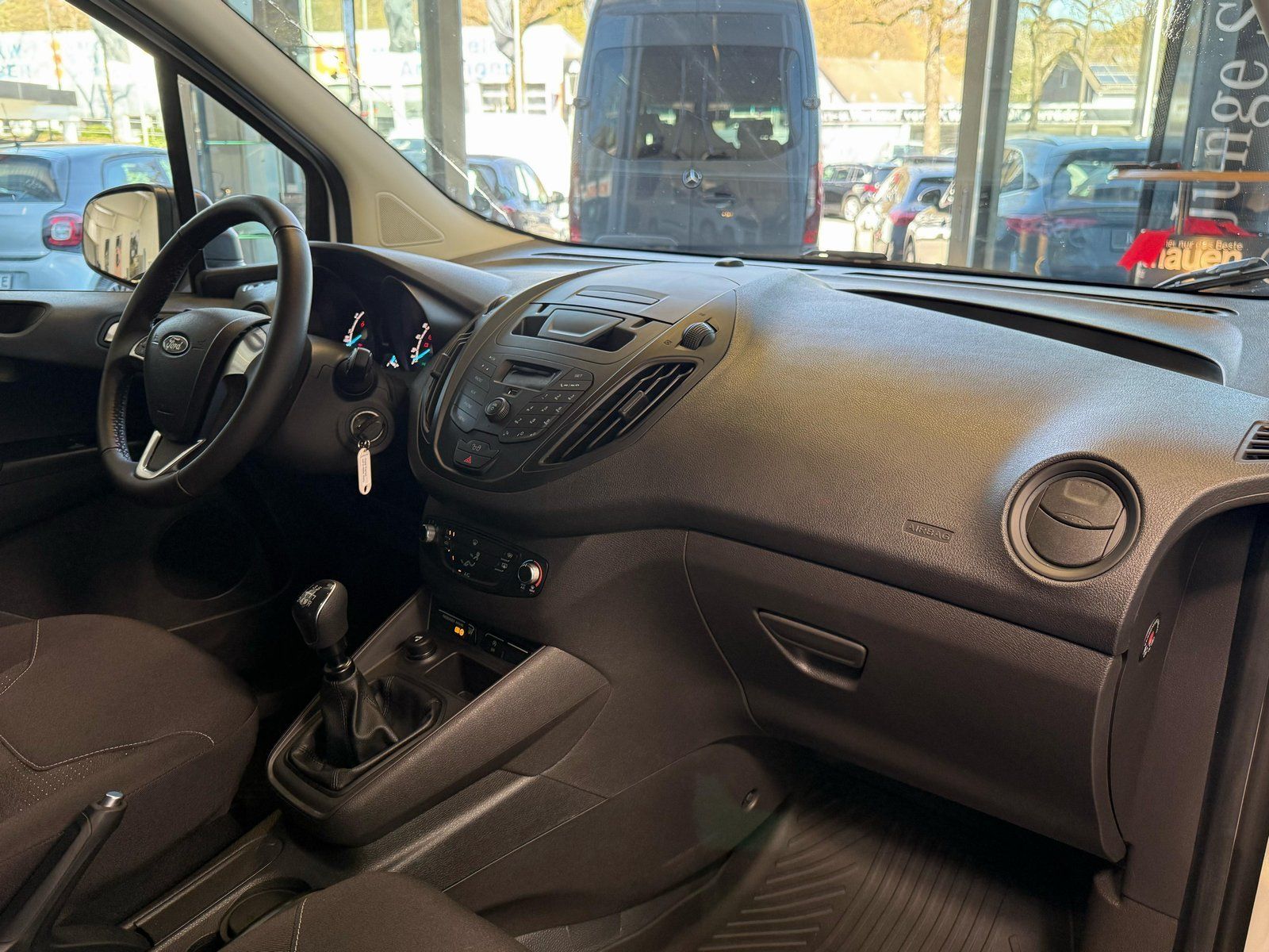 Fahrzeugabbildung Ford Transit Courier 1.0 EcoBoost Trend SORTIMO+KLIMA