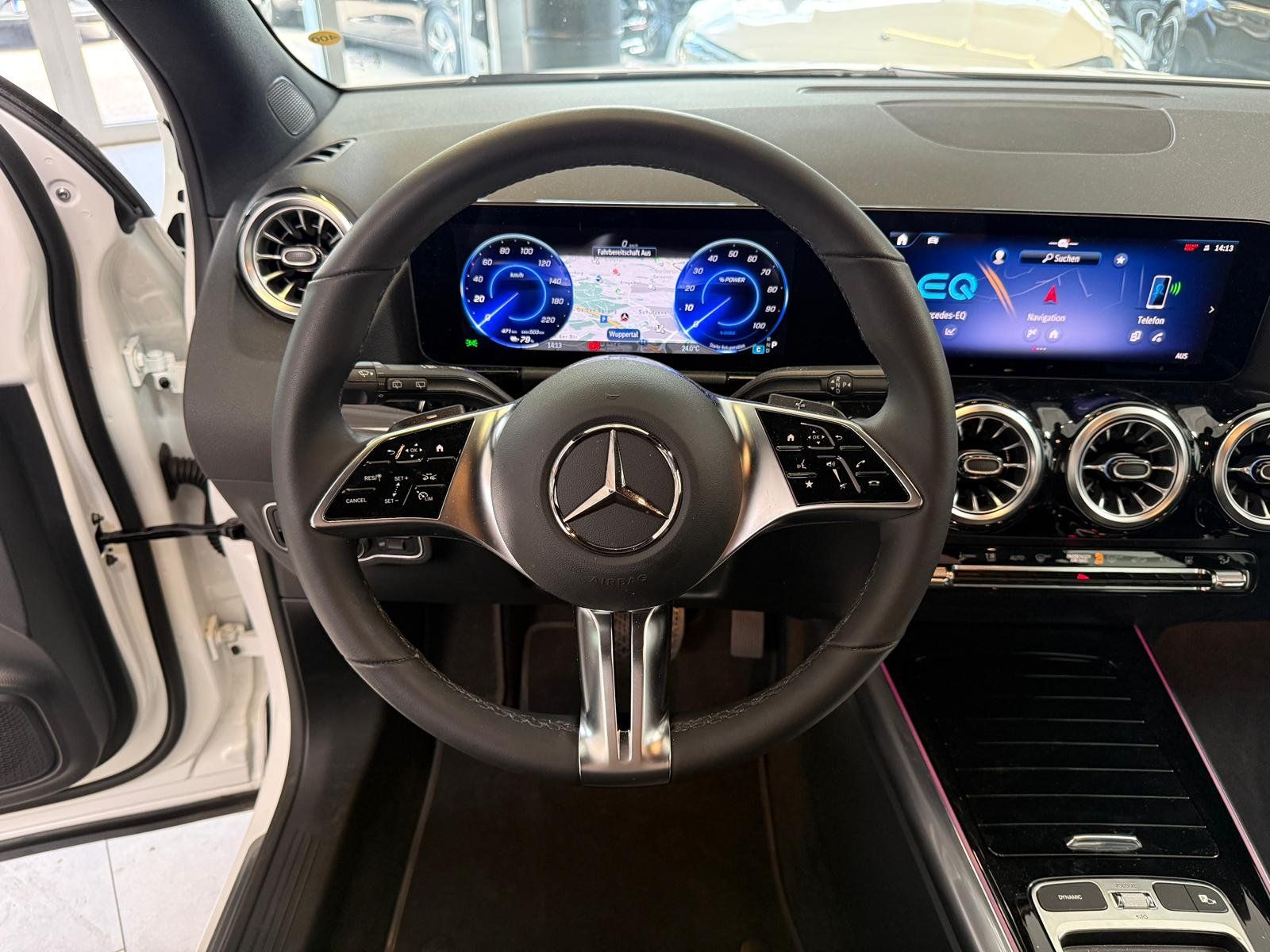 Fahrzeugabbildung Mercedes-Benz EQA 250+ Progressive KAMERA+LED+CARPLAY+TOTW+DAB