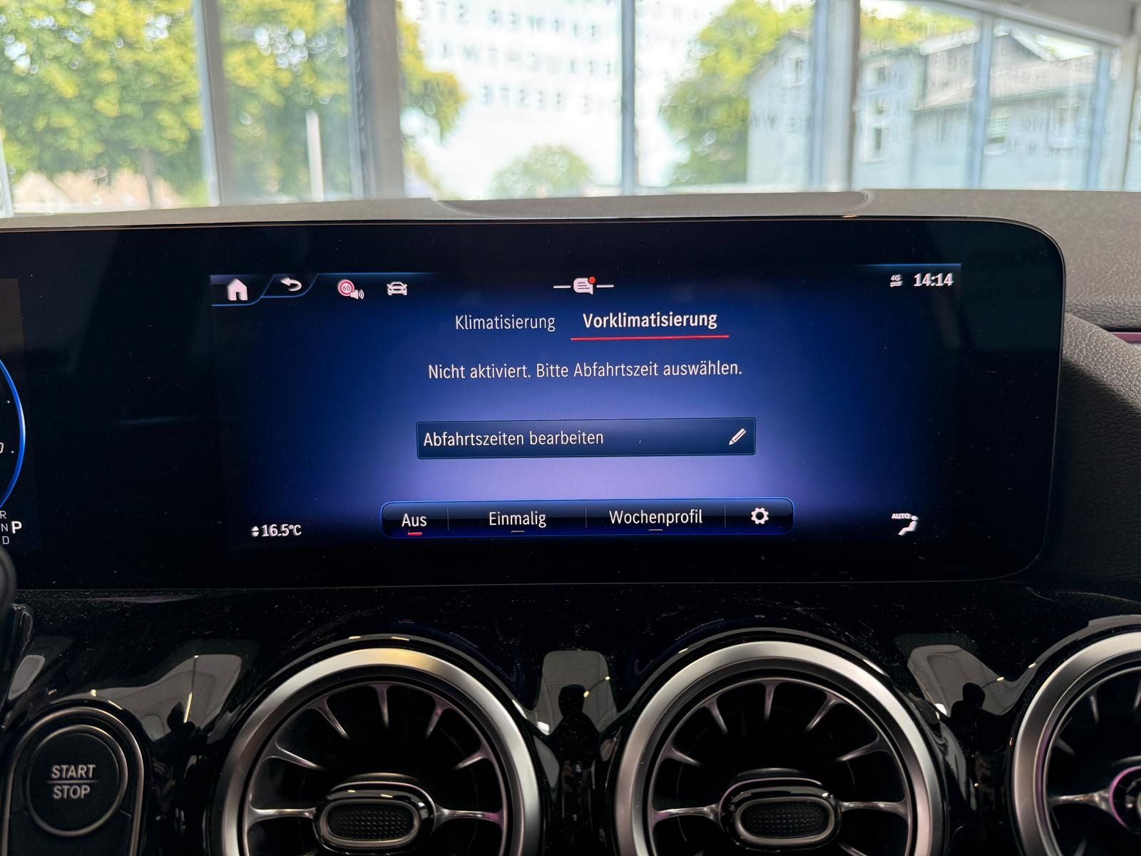 Fahrzeugabbildung Mercedes-Benz EQA 250+ Progressive KAMERA+LED+CARPLAY+TOTW+DAB