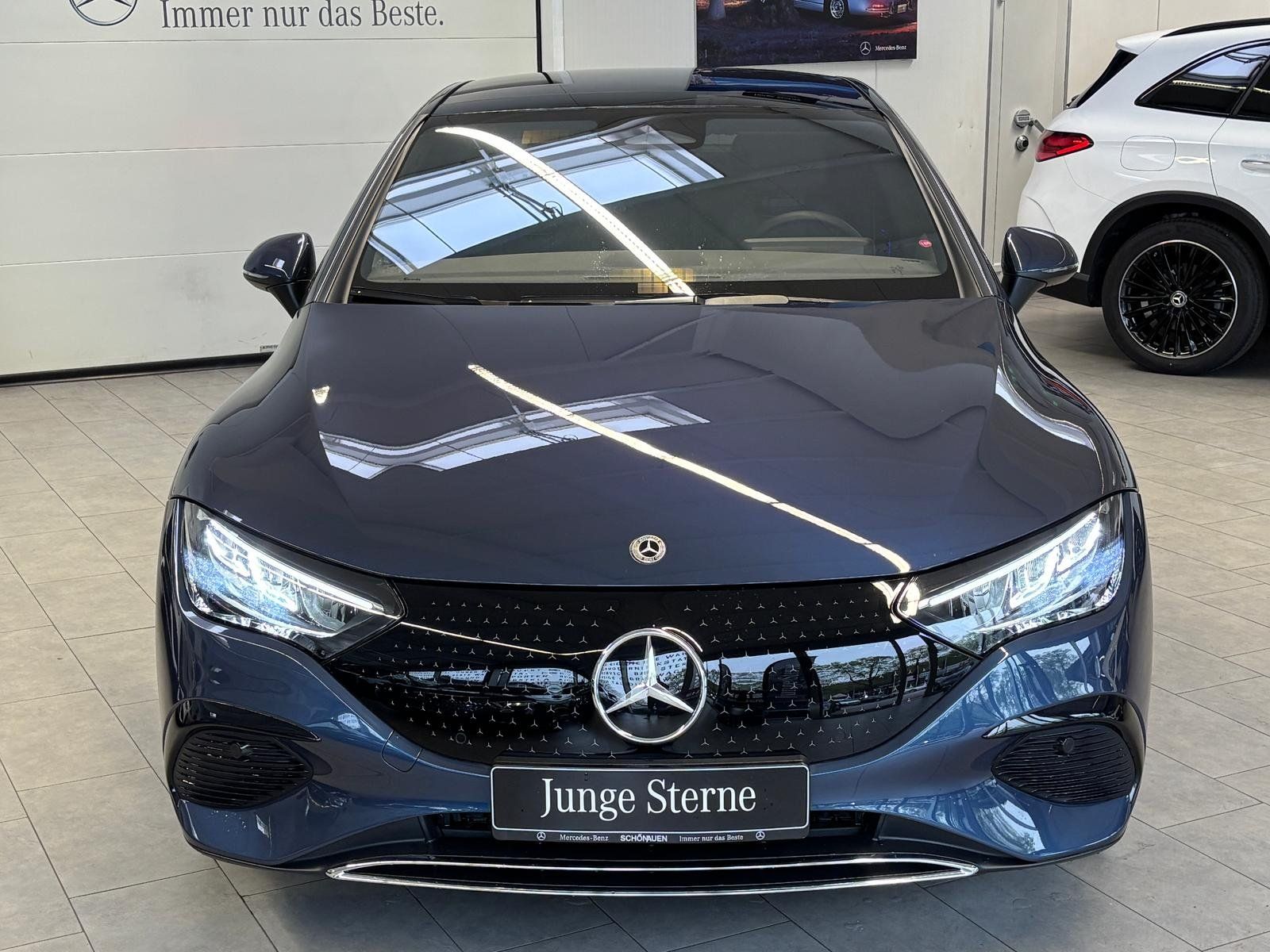 Fahrzeugabbildung Mercedes-Benz EQE 300 ADVPLUS+MEMO+DISTRO+BURMES+PANO+WSSBEHEI