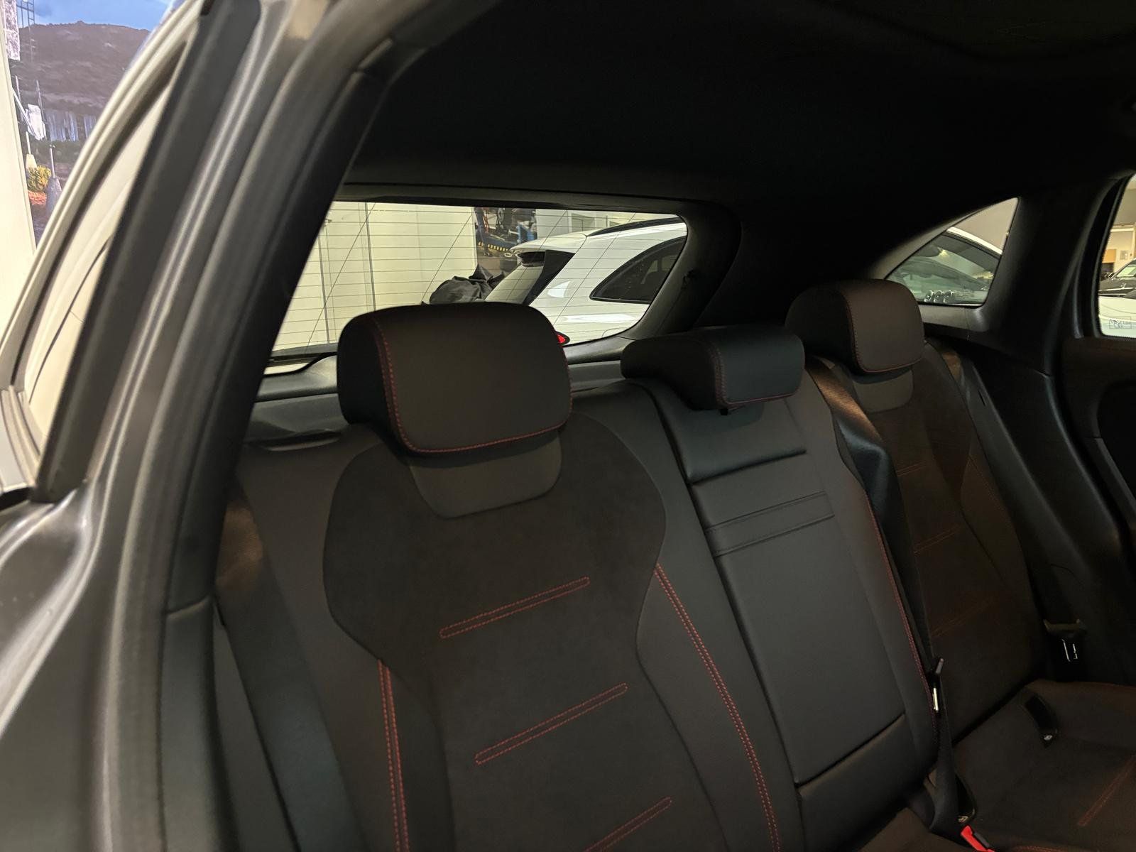 Fahrzeugabbildung Mercedes-Benz EQA 300 4M AMG PANO+AHK+NIGHT+CARPLAY+SHZ