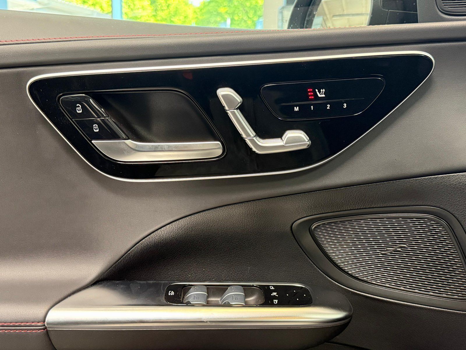 Fahrzeugabbildung Mercedes-Benz Mercedes-AMG C 43 4M PANO+20+FAP+PERFSOUND+NIGHT