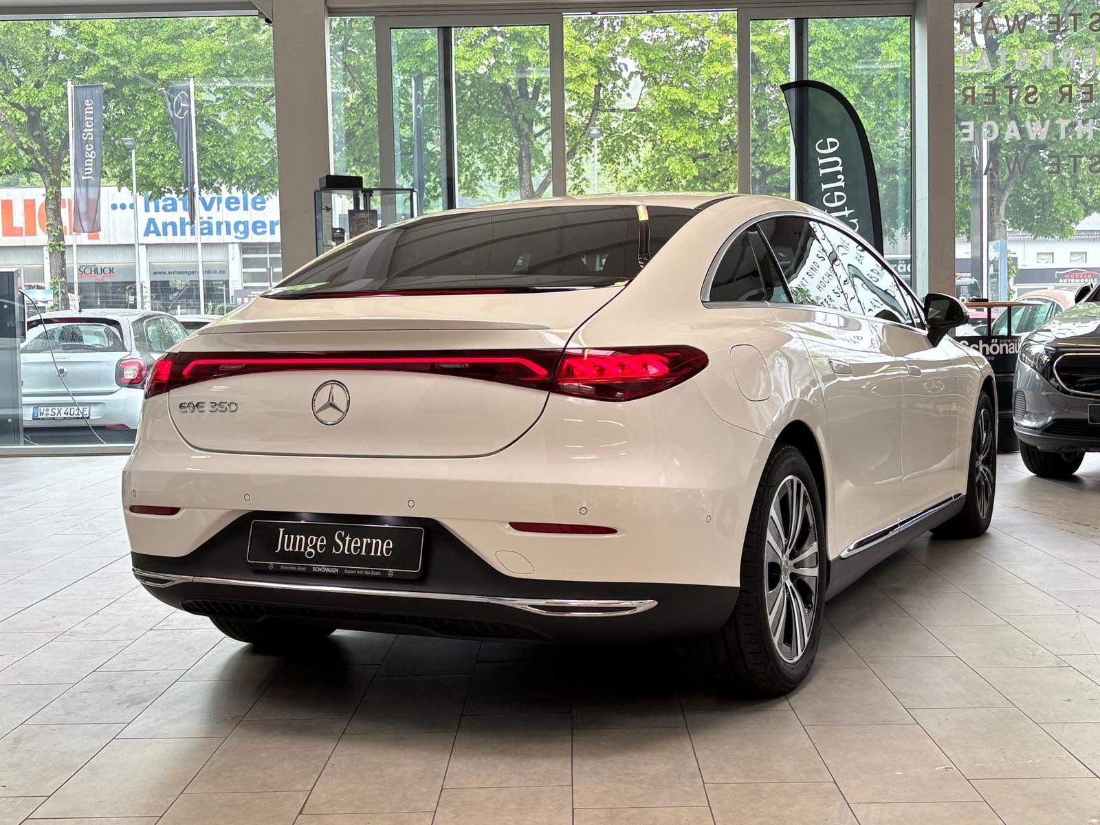 Fahrzeugabbildung Mercedes-Benz EQE 350 HYPER+NAPPA+SITZKLIMA+TV+AHK+DIGITAL+HAL