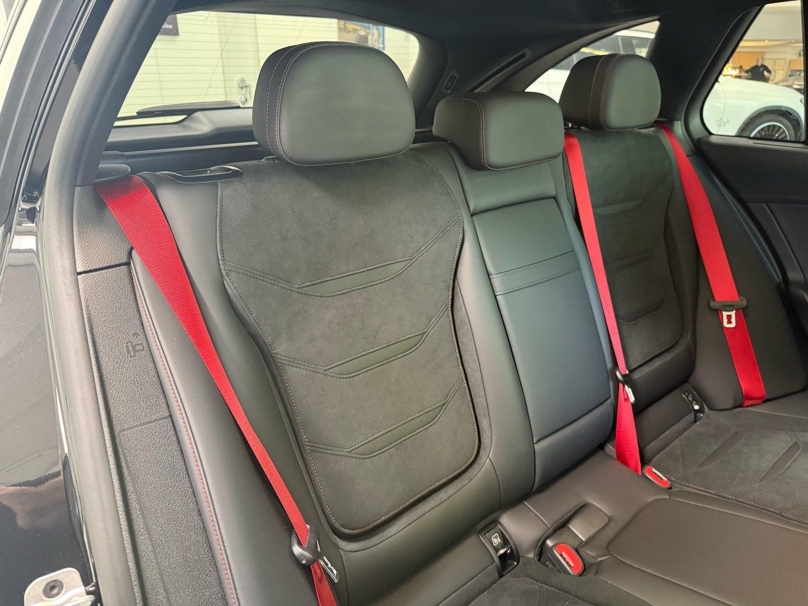 Fahrzeugabbildung Mercedes-Benz Mercedes-AMG C 43 4M T PREMIUMPLUS+PERF.SOUND