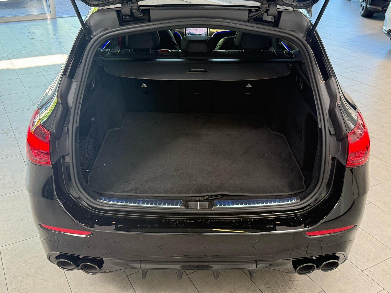 Fahrzeugabbildung Mercedes-Benz Mercedes-AMG C 43 4M T PREMIUMPLUS+PERF.SOUND