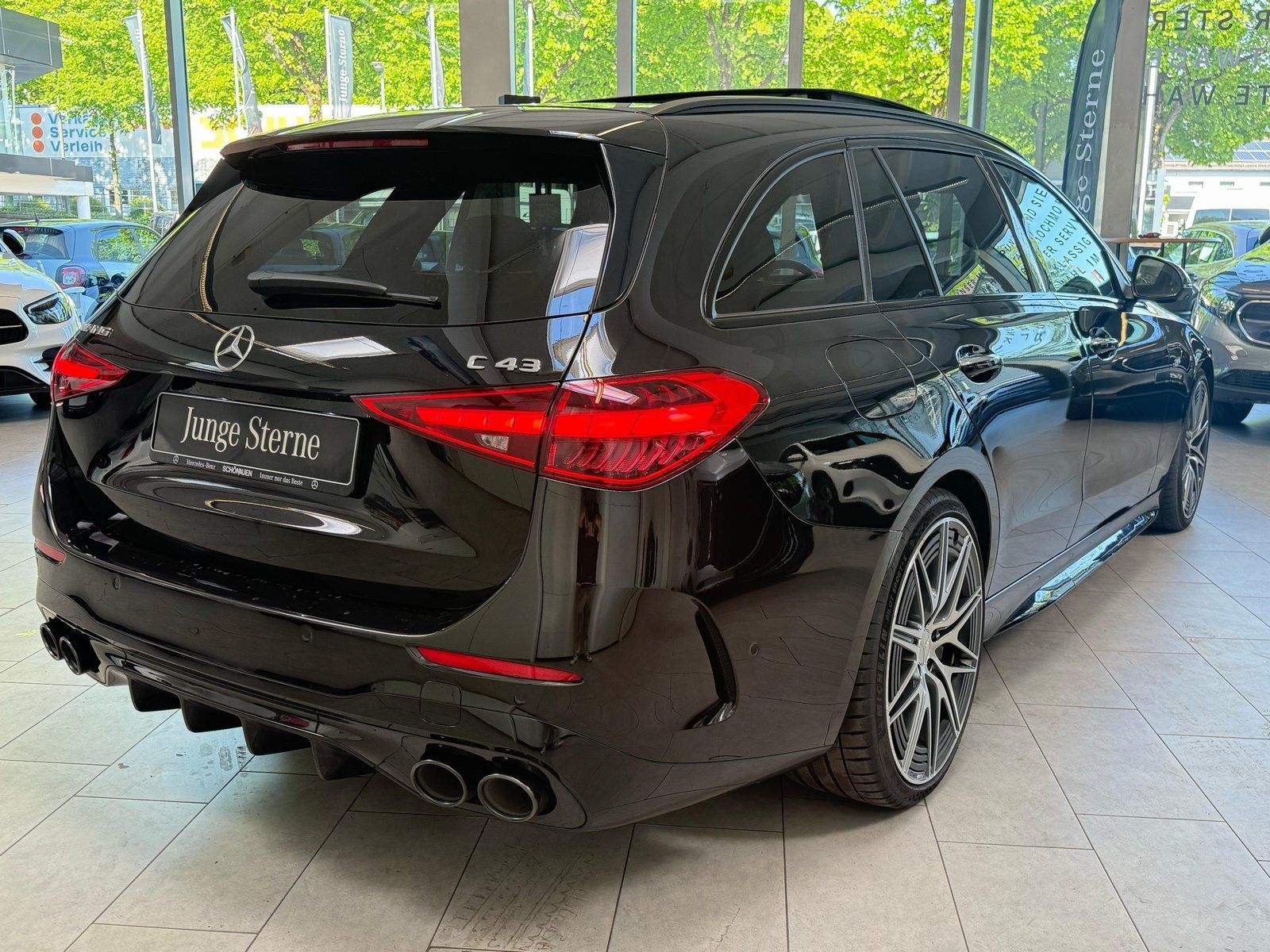 Fahrzeugabbildung Mercedes-Benz Mercedes-AMG C 43 4M T PREMIUMPLUS+PERF.SOUND