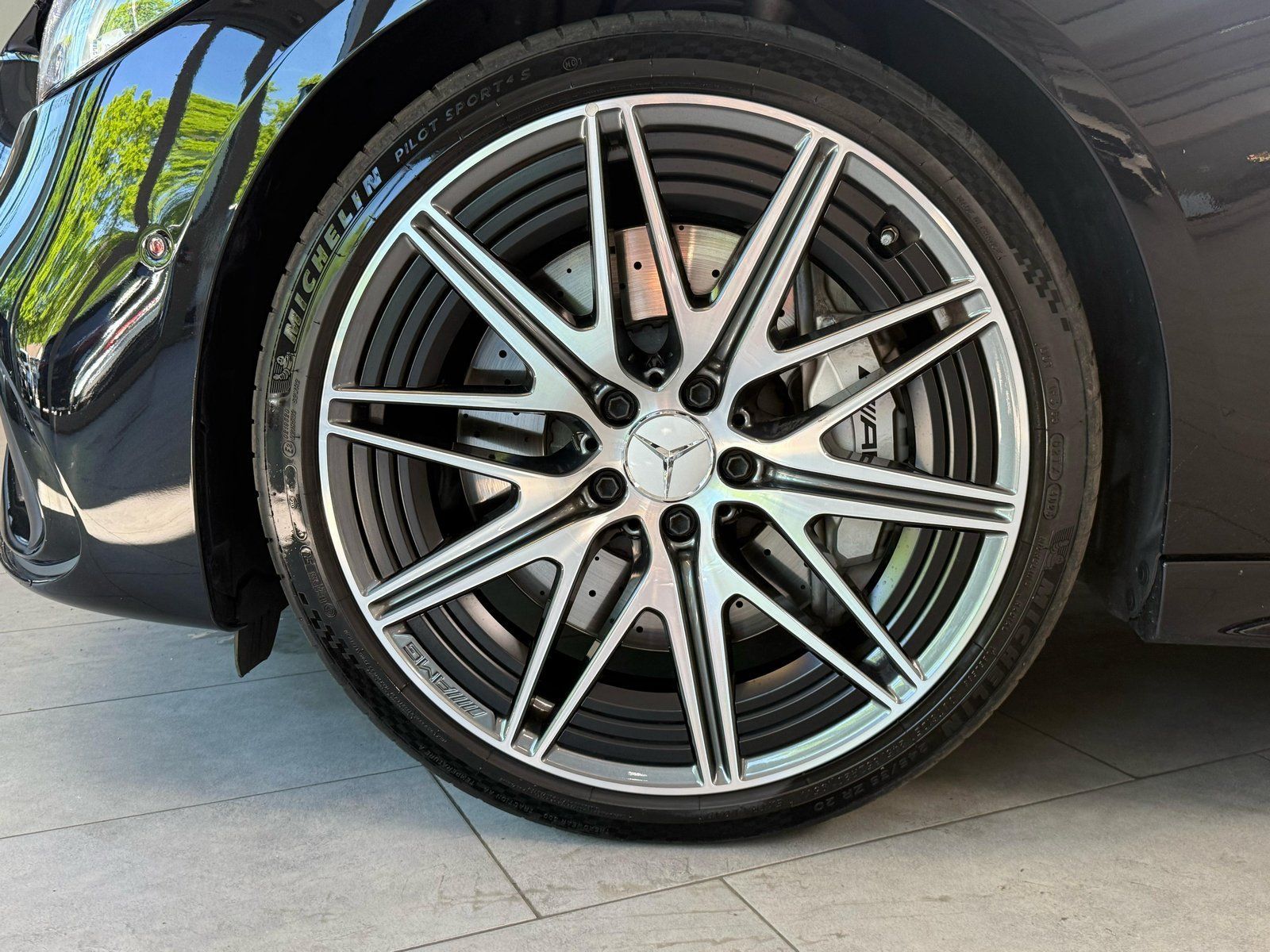 Fahrzeugabbildung Mercedes-Benz Mercedes-AMG C 43 4M T PREMIUMPLUS+PERF.SOUND