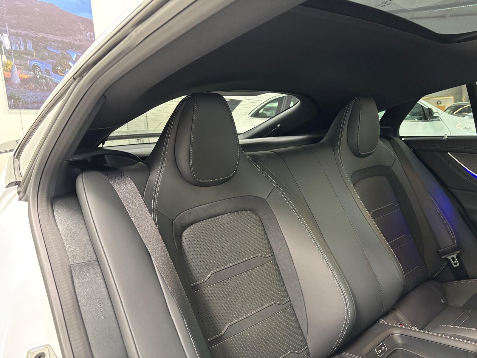 Fahrzeugabbildung Mercedes-Benz Mercedes-AMG GT 63 4M+ KERAMIK+21"+CARBON+AERO