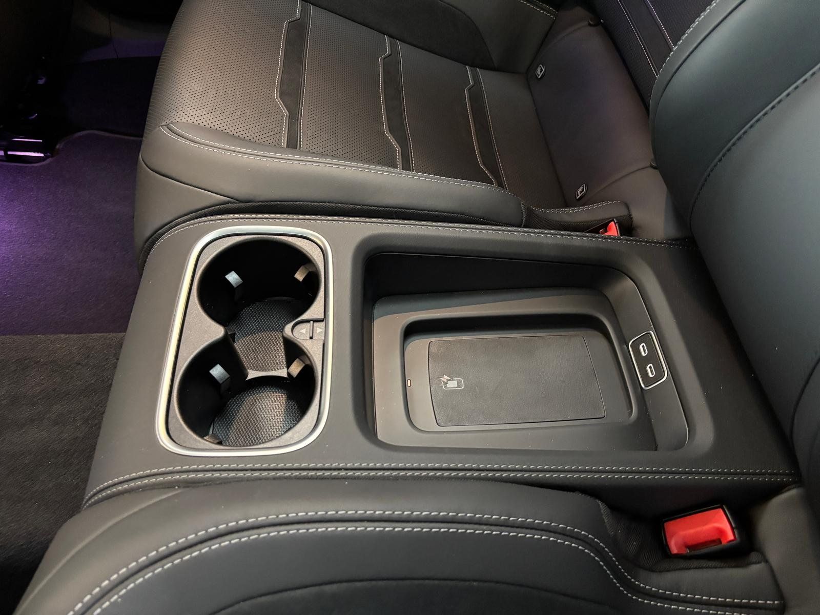 Fahrzeugabbildung Mercedes-Benz Mercedes-AMG GT 63 4M+ KERAMIK+21"+CARBON+AERO