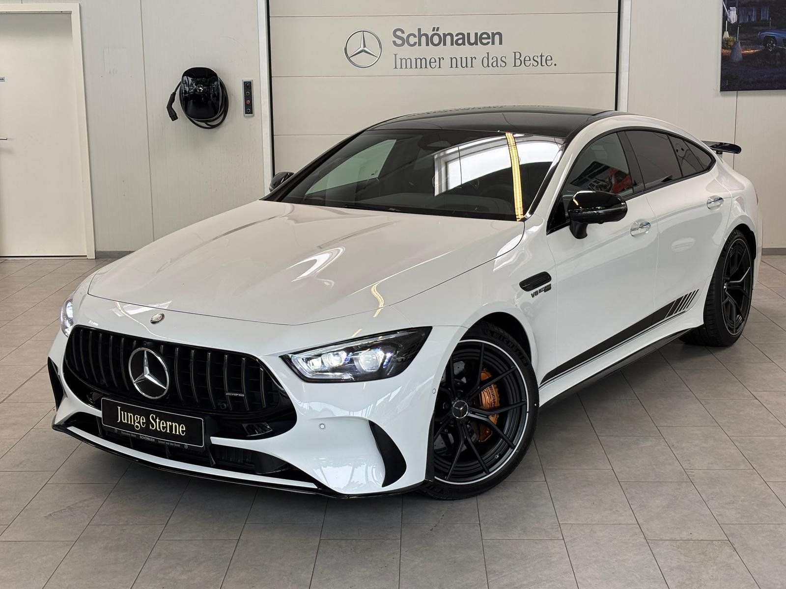Fahrzeugabbildung Mercedes-Benz Mercedes-AMG GT 63 4M+ KERAMIK+21"+CARBON+AERO