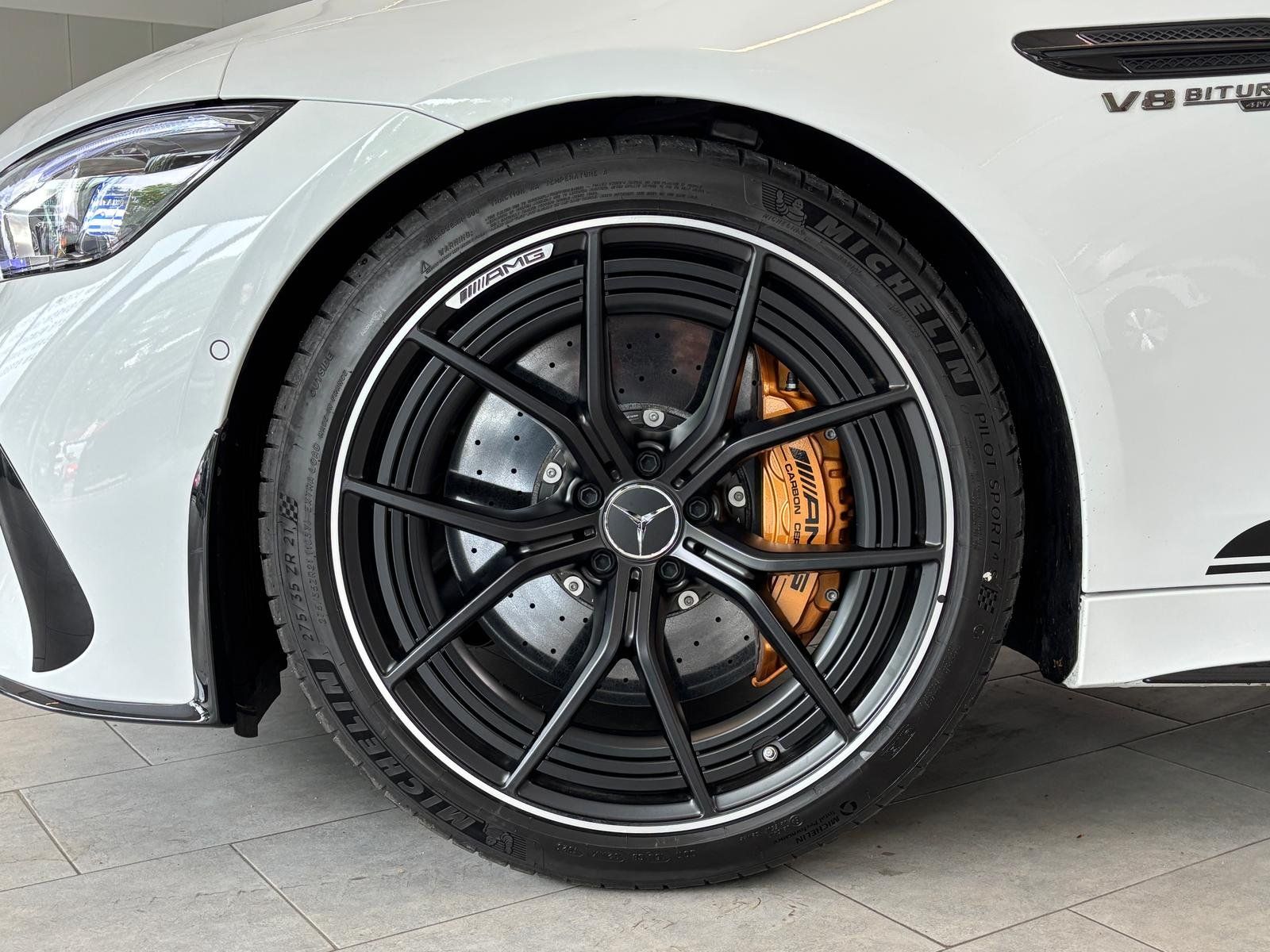 Fahrzeugabbildung Mercedes-Benz Mercedes-AMG GT 63 4M+ KERAMIK+21"+CARBON+AERO