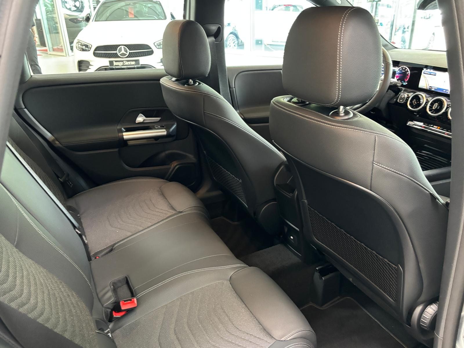 Fahrzeugabbildung Mercedes-Benz B 200 PROGRESSIVE ADVANCED+CARPLAY+VZ+WINTER