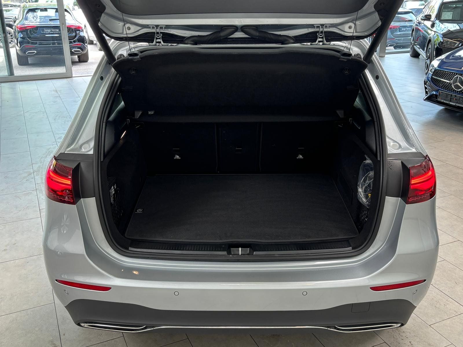 Fahrzeugabbildung Mercedes-Benz B 200 PROGRESSIVE ADVANCED+CARPLAY+VZ+WINTER