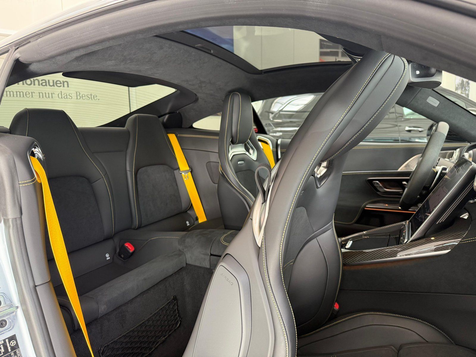 Fahrzeugabbildung Mercedes-Benz Mercedes-AMG GT 63 4M+ KERAMIK+21"+CARBON+LIFT