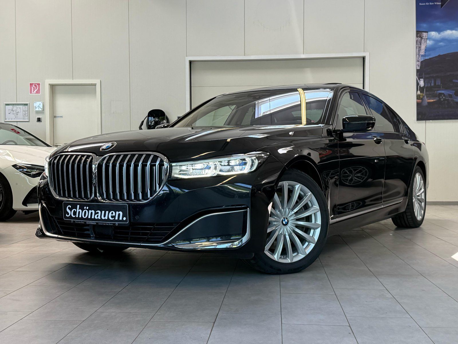 Fahrzeugabbildung BMW 740 d xDrive ExecutiveDrivePro+SHD+HARMAN+MASSAG