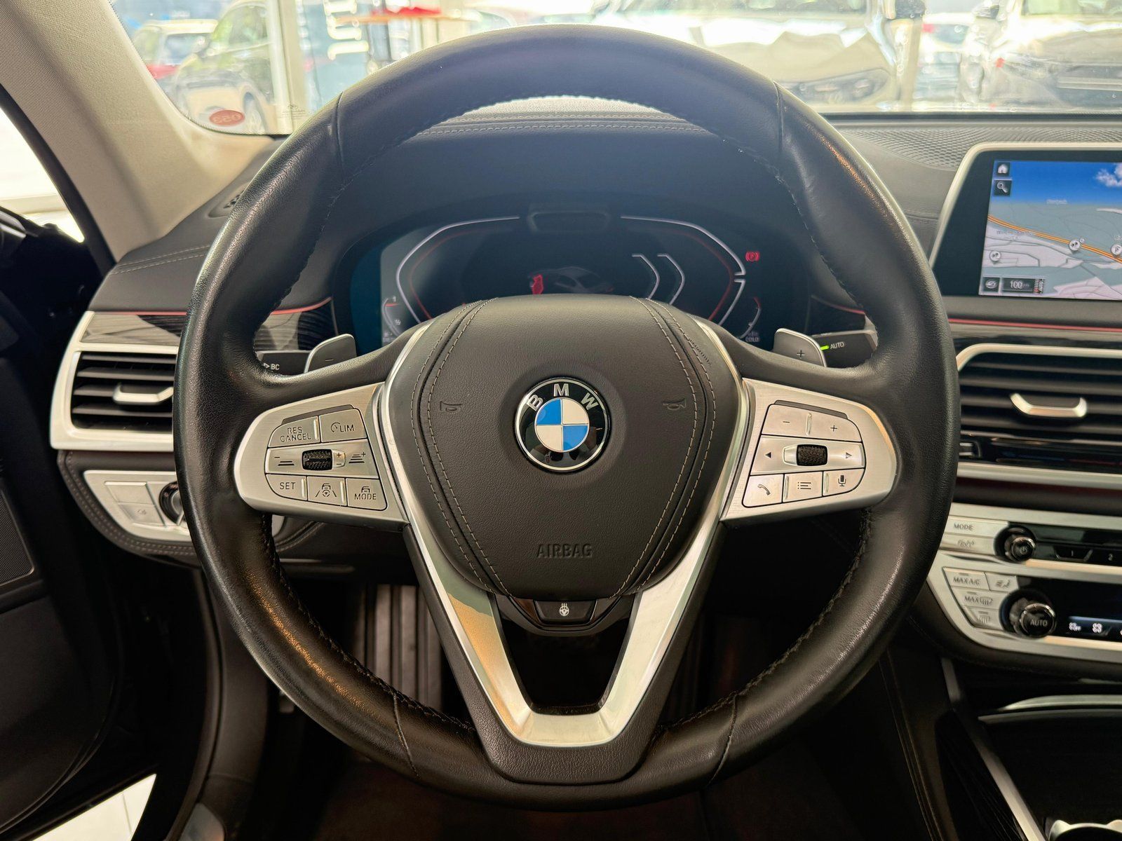 Fahrzeugabbildung BMW 740 d xDrive ExecutiveDrivePro+STDHZ+HUD+MASSAGE