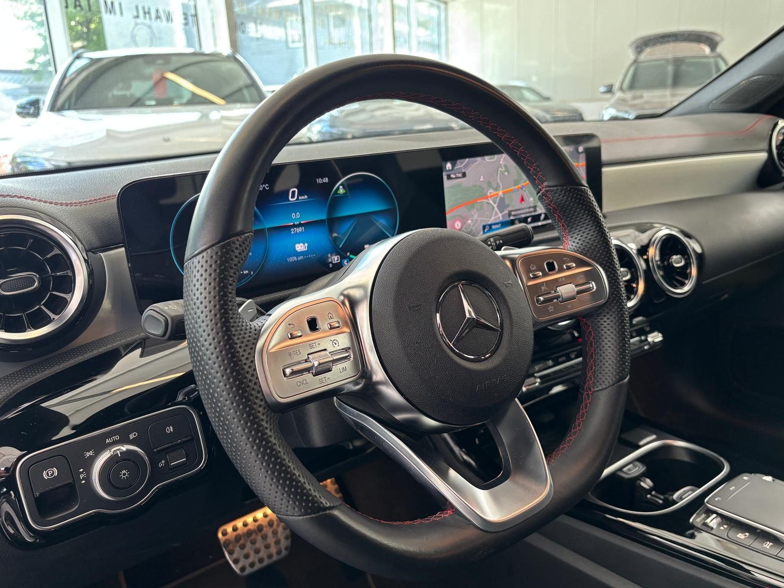 Fahrzeugabbildung Mercedes-Benz CLA 250 e SB AMG LED+KAMERA+CARPLAY+19"+