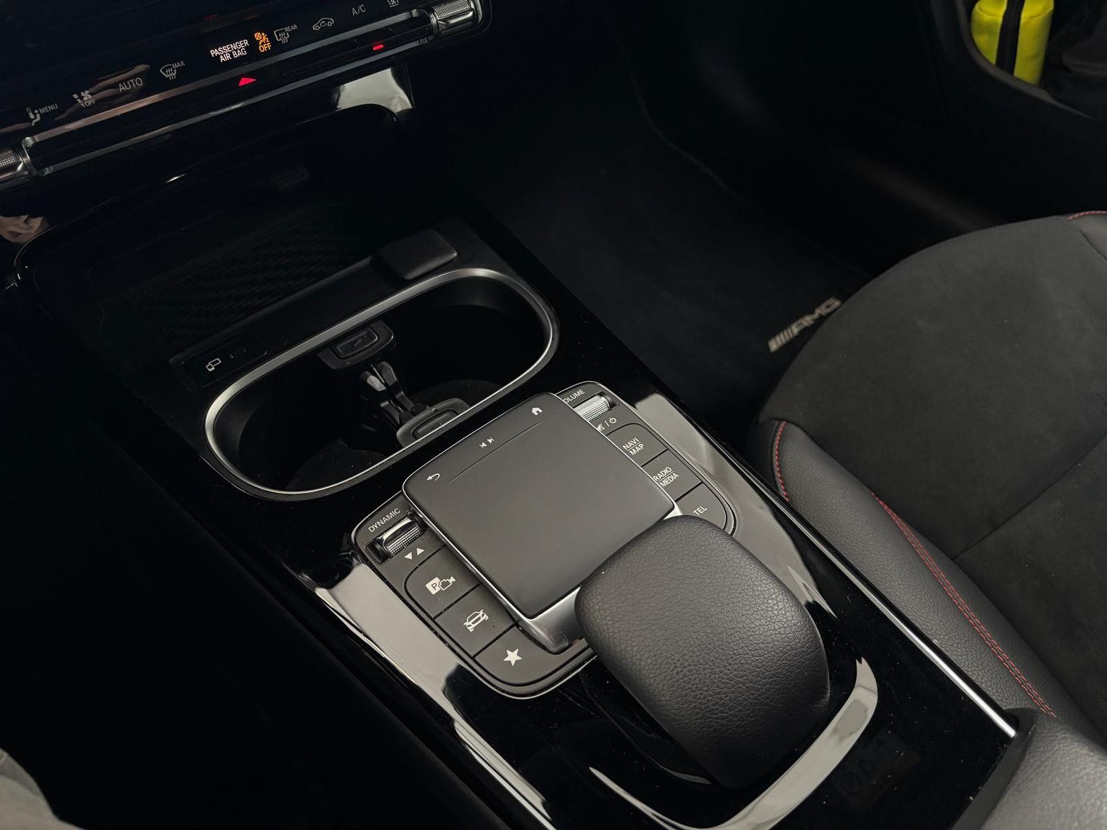 Fahrzeugabbildung Mercedes-Benz CLA 250 e SB AMG LED+KAMERA+CARPLAY+19"+