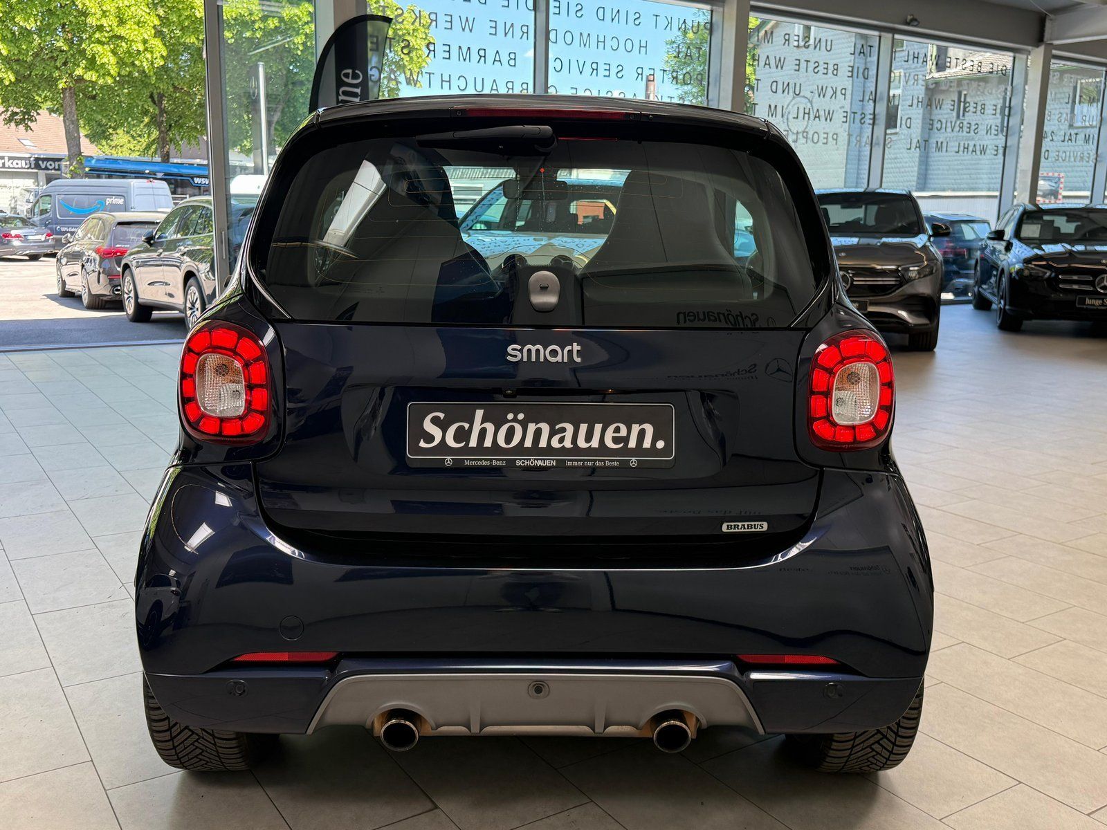 Fahrzeugabbildung Smart BRABUS fortwo 80 kW JBL+LEDER+PANO+NAVI+KAMERA