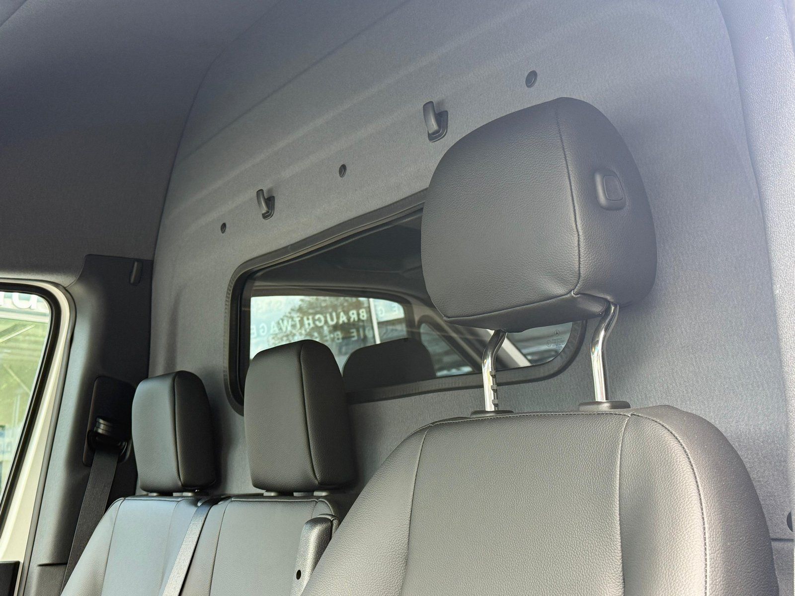 Fahrzeugabbildung Mercedes-Benz Sprinter 319 4x4 L3H2 AHK3,5t+LED+STDHZ+TRENNWAN