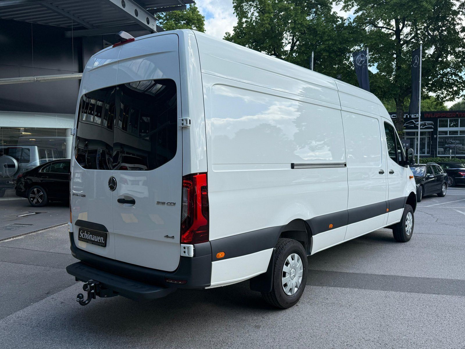 Fahrzeugabbildung Mercedes-Benz Sprinter 319 4x4 L3H2 AHK3,5t+LED+STDHZ+TRENNWAN