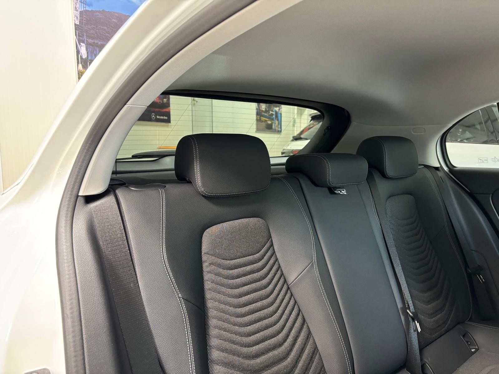 Fahrzeugabbildung Mercedes-Benz A 250 e PROGRESSIVE ADVANCED+11KW+PRIVACY+WINTER