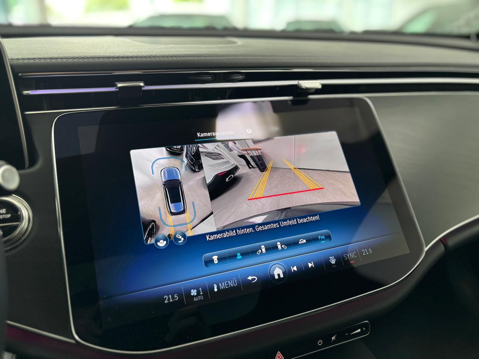 Fahrzeugabbildung Mercedes-Benz E 450 d 4M T PANO+LEDER+AHK+DISTRO+KEYLESS+360°