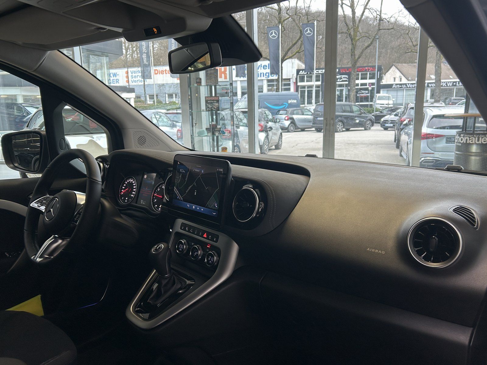 Fahrzeugabbildung Mercedes-Benz T 180 SONDERMODELL KAMERA+TECHNIK+LED+NAVI+SHZ