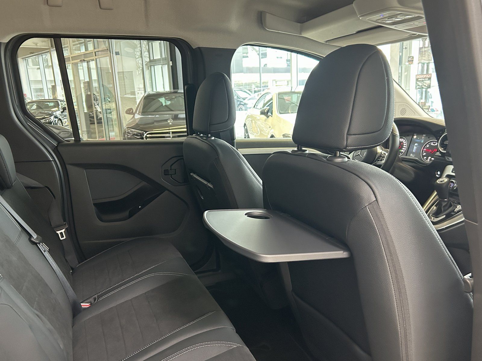 Fahrzeugabbildung Mercedes-Benz T 180 SONDERMODELL KAMERA+TECHNIK+LED+NAVI+SHZ