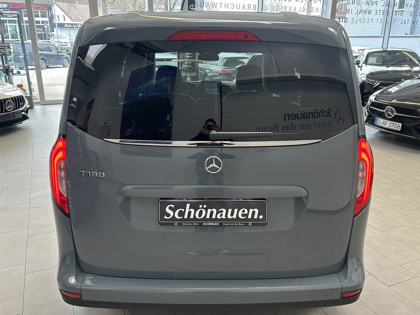 Fahrzeugabbildung Mercedes-Benz T 180 SONDERMODELL KAMERA+TECHNIK+LED+NAVI+SHZ