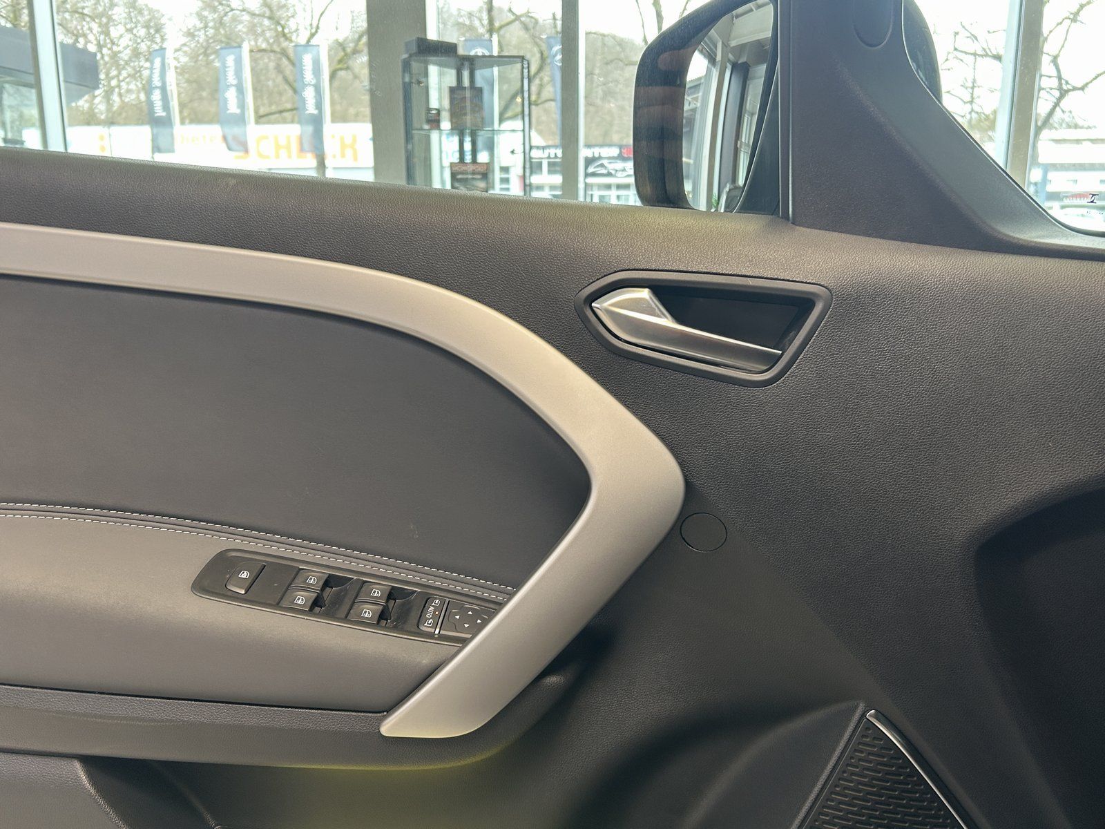 Fahrzeugabbildung Mercedes-Benz T 180 SONDERMODELL KAMERA+TECHNIK+LED+NAVI+SHZ