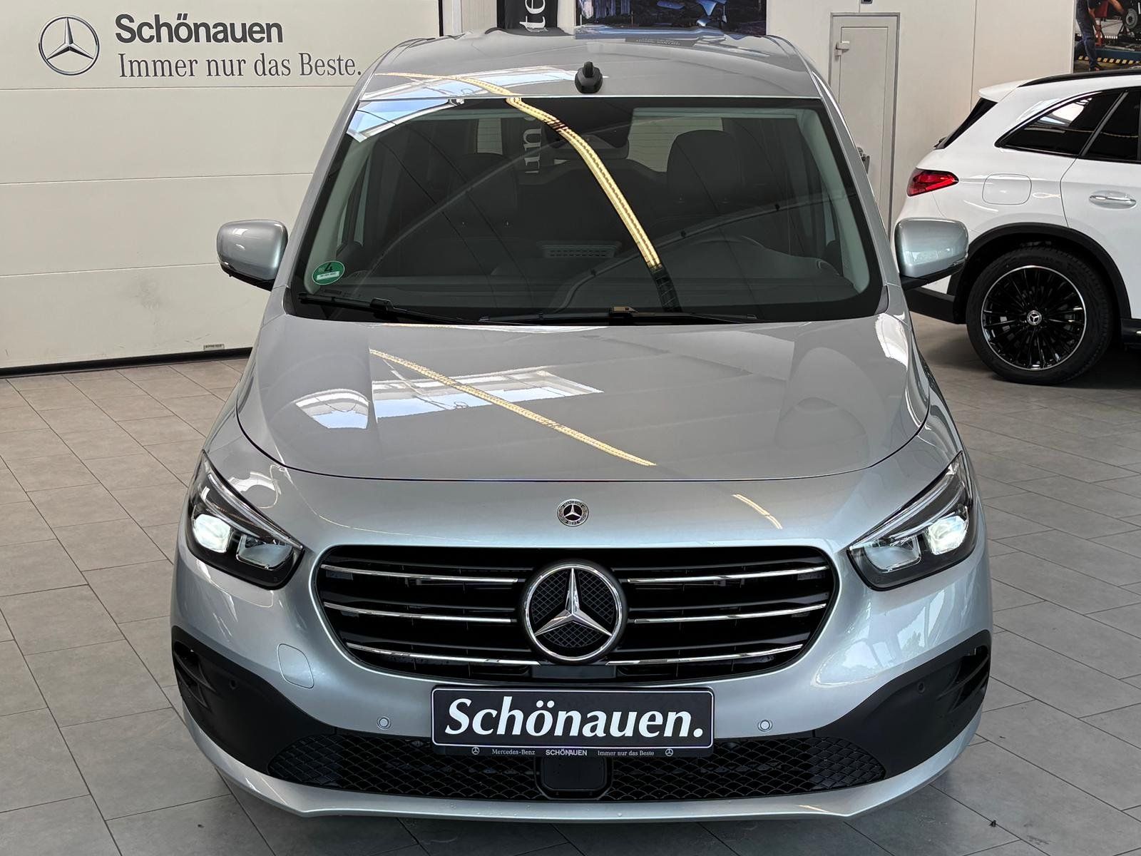 Fahrzeugabbildung Mercedes-Benz T 180 d LED+7G+KAMERA+TOTWINKEL+TEMPOMAT+SHZ
