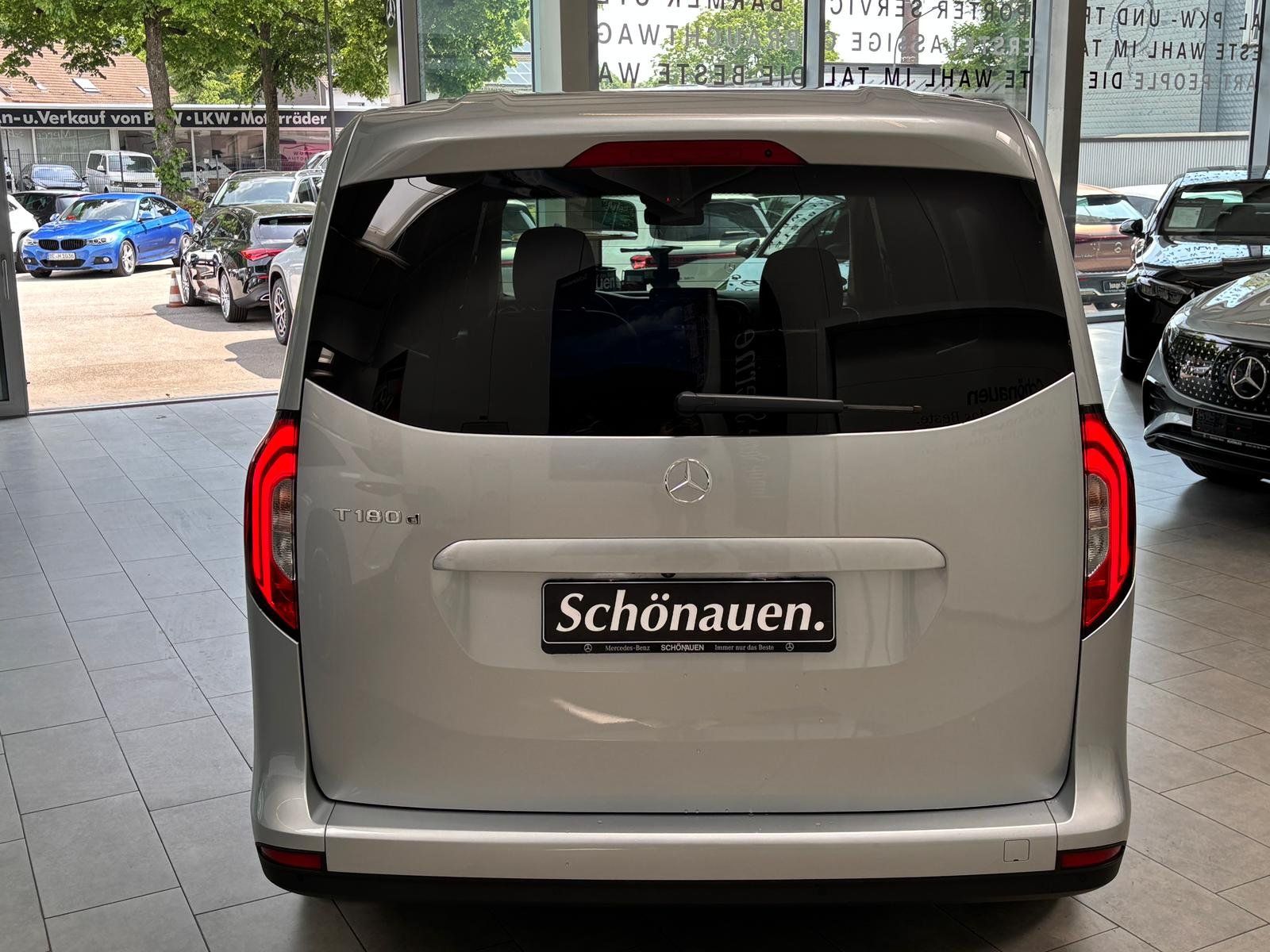 Fahrzeugabbildung Mercedes-Benz T 180 d LED+7G+KAMERA+TOTWINKEL+TEMPOMAT+SHZ