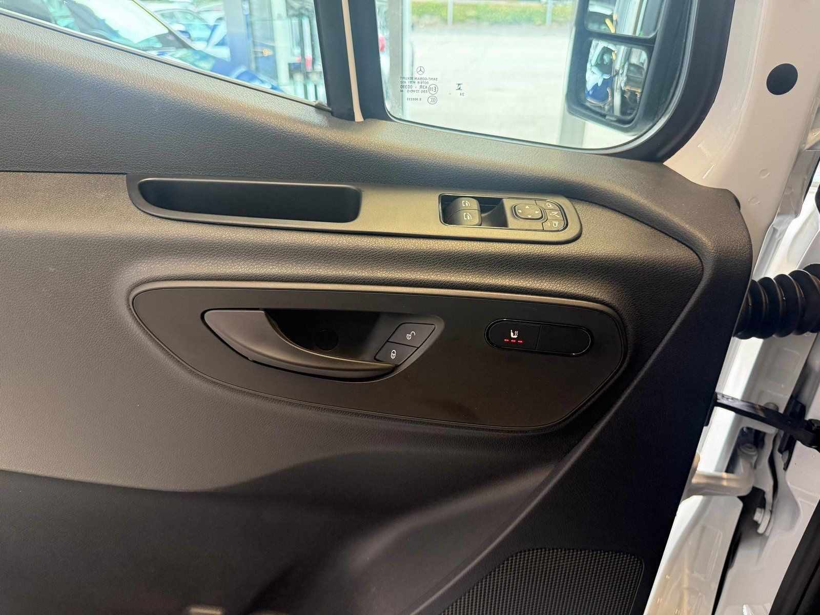 Fahrzeugabbildung Mercedes-Benz Sprinter 319 PRO 3665 Pritsche AHK3,5+LED+LENKHZ