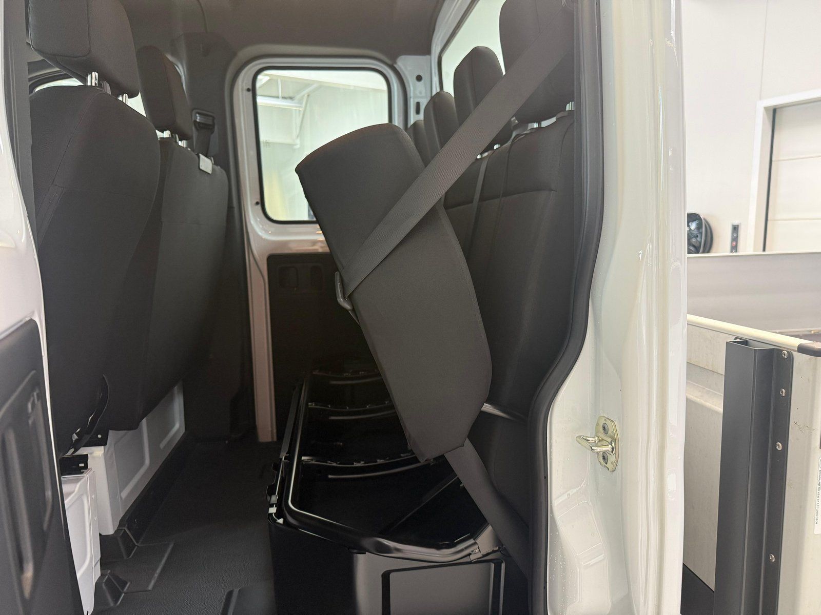 Fahrzeugabbildung Mercedes-Benz Sprinter 319 PRO 3665 Pritsche AHK3,5+LED+LENKHZ