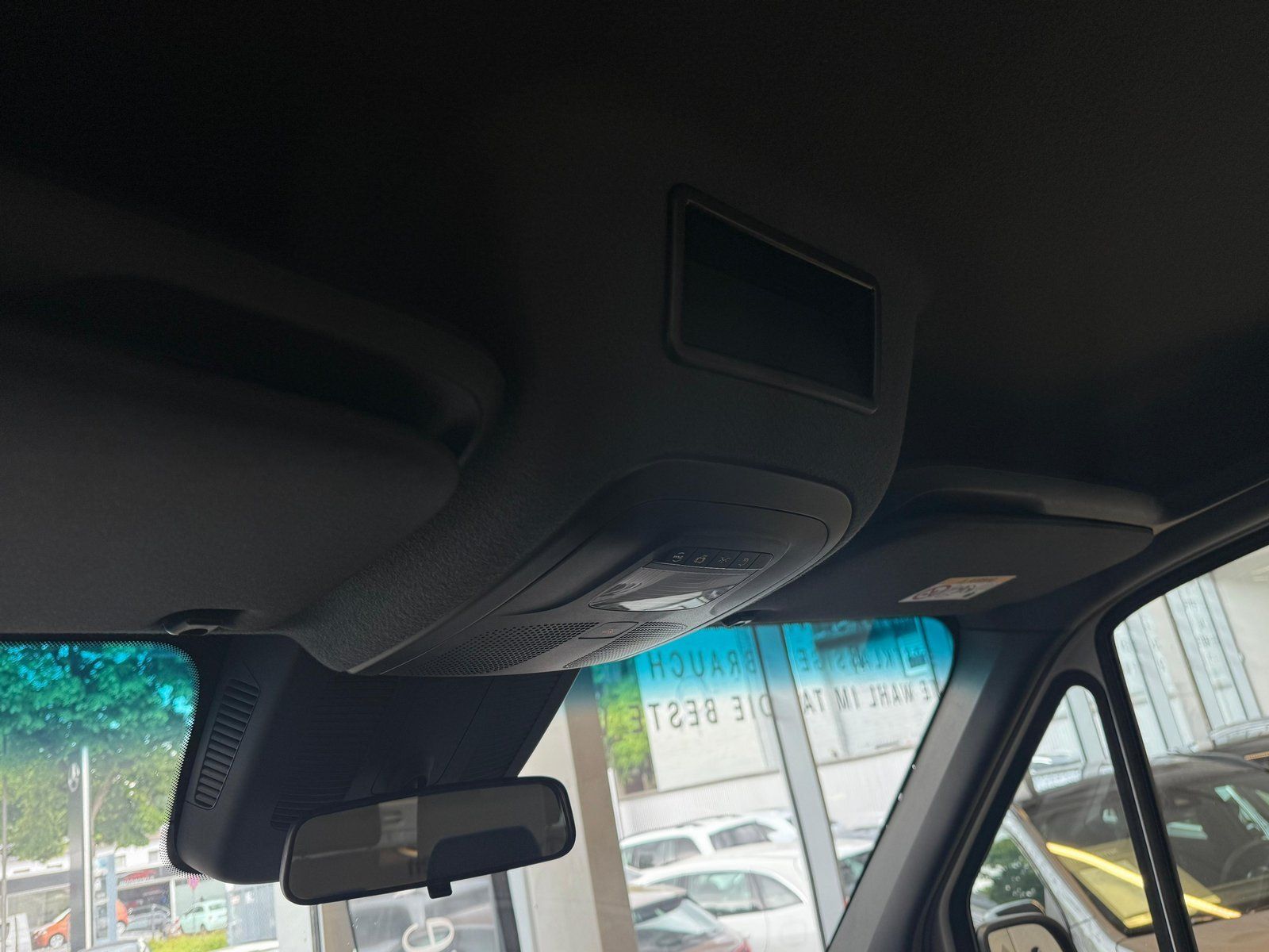 Fahrzeugabbildung Mercedes-Benz Sprinter 319 PRO 3665 Pritsche AHK3,5+LED+LENKHZ