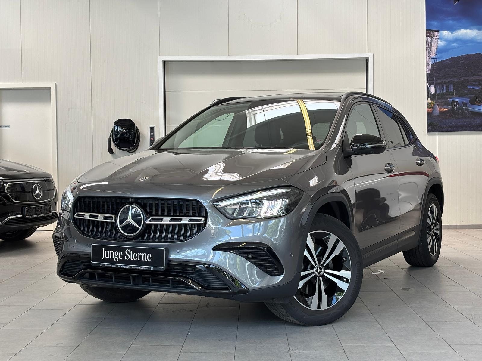 Mercedes-Benz GLA 200 d Edition Progressive+PANO+AHK+NIGHT+360