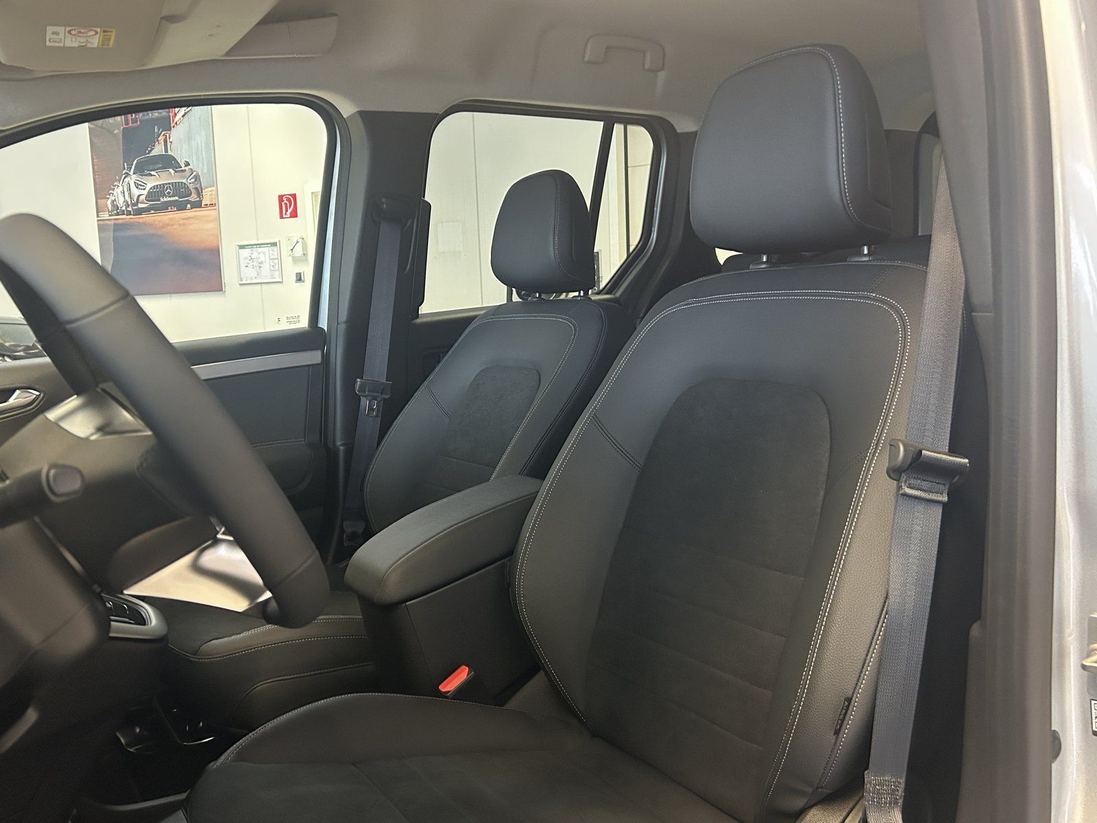 Fahrzeugabbildung Mercedes-Benz T 180 FACELIFT24+EDITION+LED+KAMERA+CARPLAY