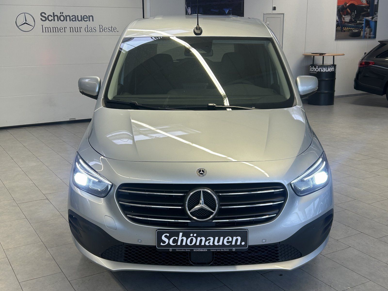 Fahrzeugabbildung Mercedes-Benz T 180 FACELIFT24+EDITION+LED+KAMERA+CARPLAY