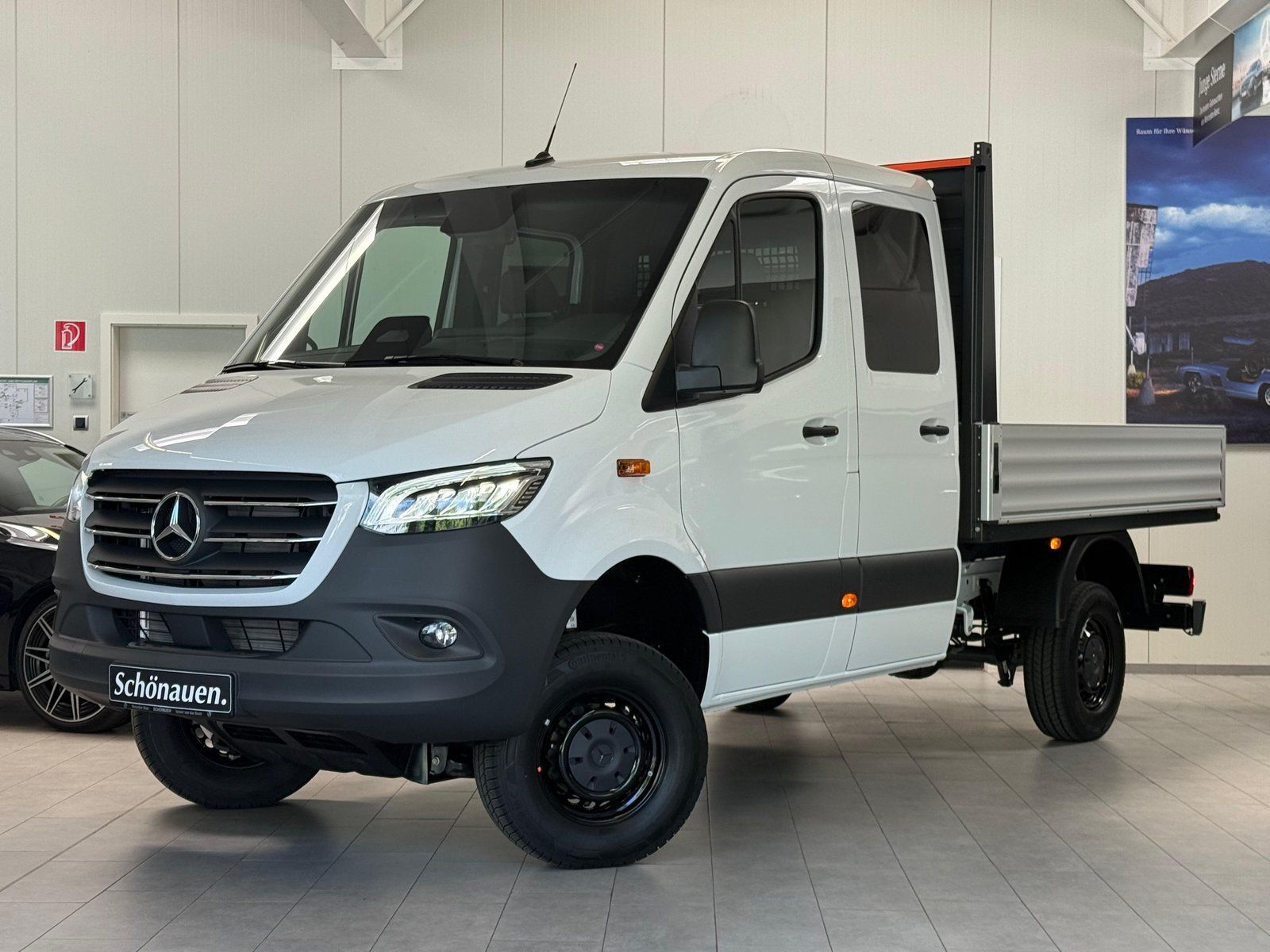 Mercedes-Benz Sprinter 319 CDI Standard 4x4 AHK3,5+LED+STDHZ