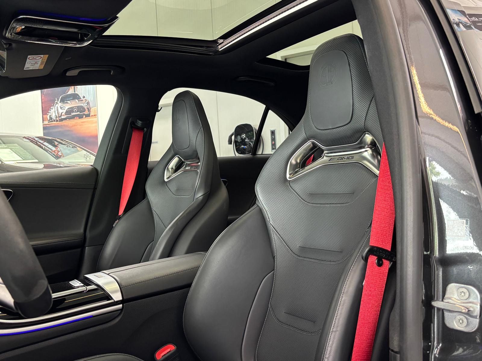 Fahrzeugabbildung Mercedes-Benz Mercedes-AMG C 43 4M PERF.SITZ+DRIVER+DYNAM+STHZ