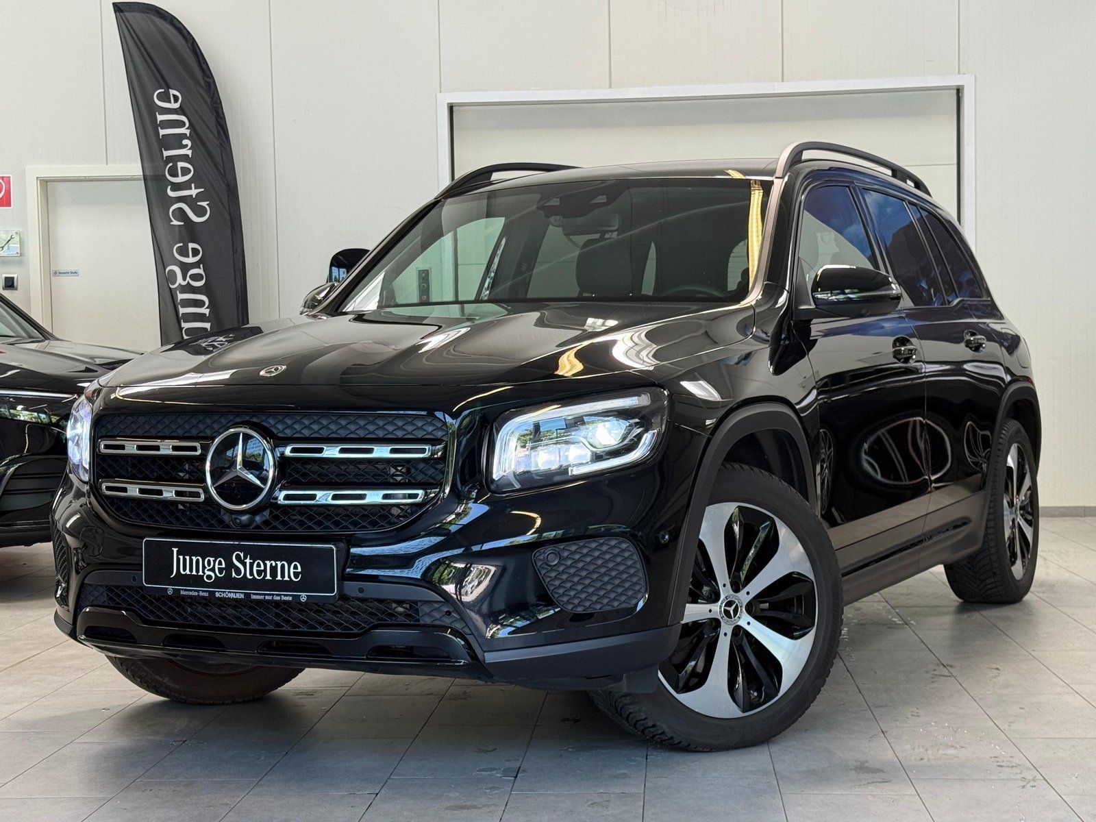 Mercedes-Benz GLB 220 d 4Matic AHK+DISTRO+BEAM+360+NIGHT+EASYP
