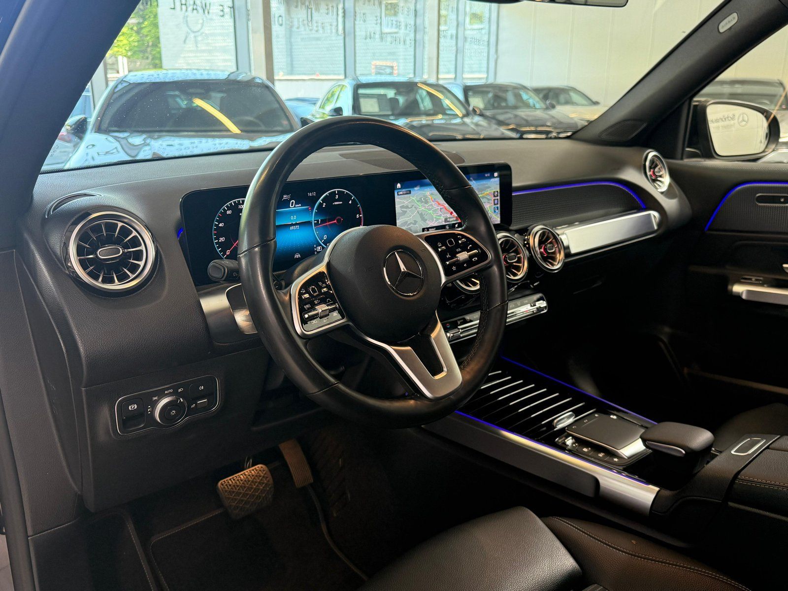 Fahrzeugabbildung Mercedes-Benz GLB 220 d 4Matic AHK+DISTRO+BEAM+360+NIGHT+EASYP