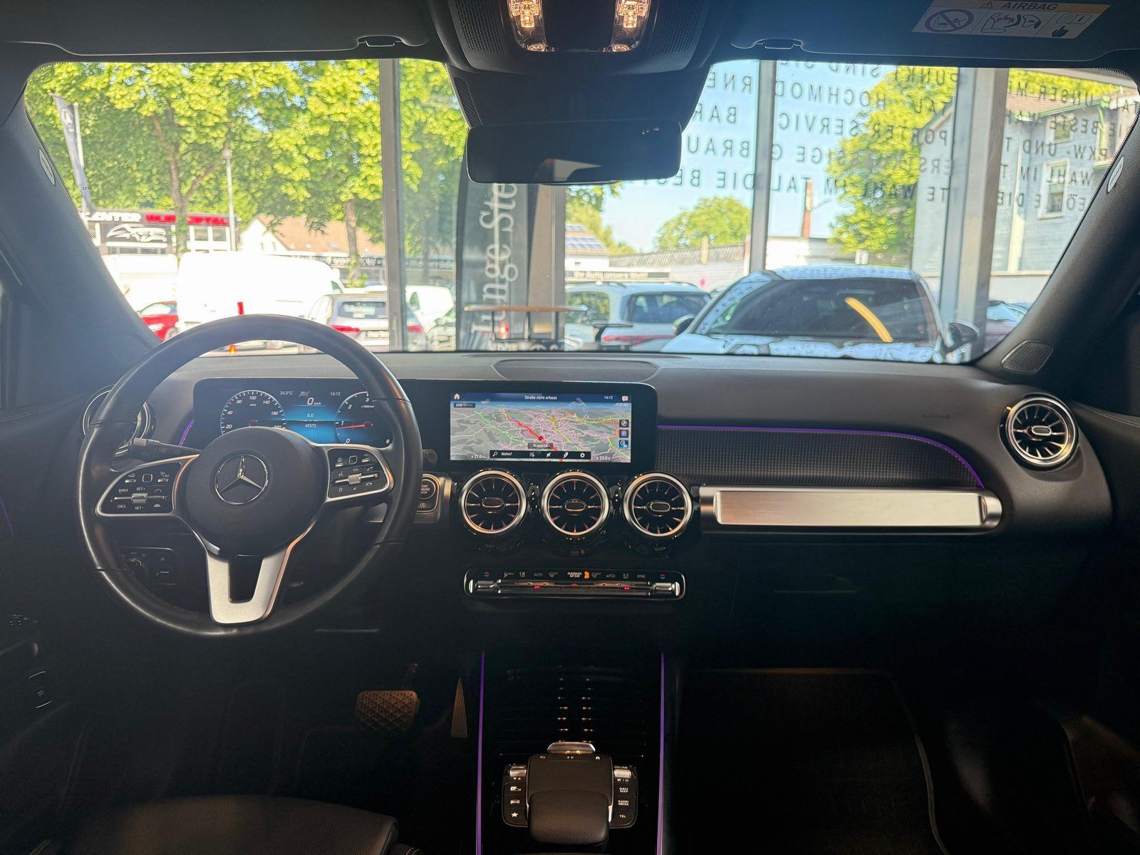 Fahrzeugabbildung Mercedes-Benz GLB 220 d 4Matic AHK+DISTRO+BEAM+360+NIGHT+EASYP