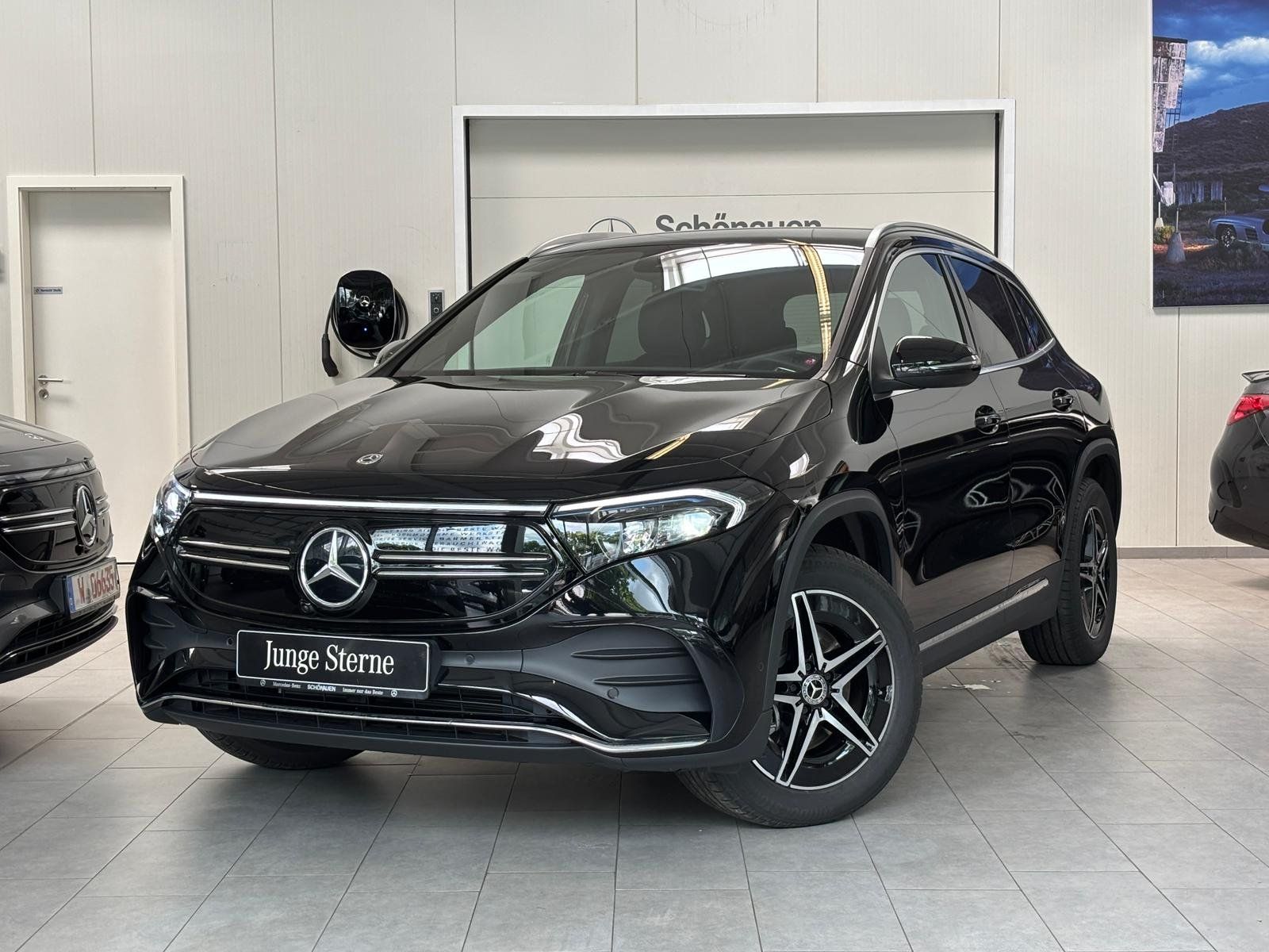Mercedes-Benz EQA 300 4M AMG ADVANCED PAKET+CARPLAY+SHZ+PRIVAC