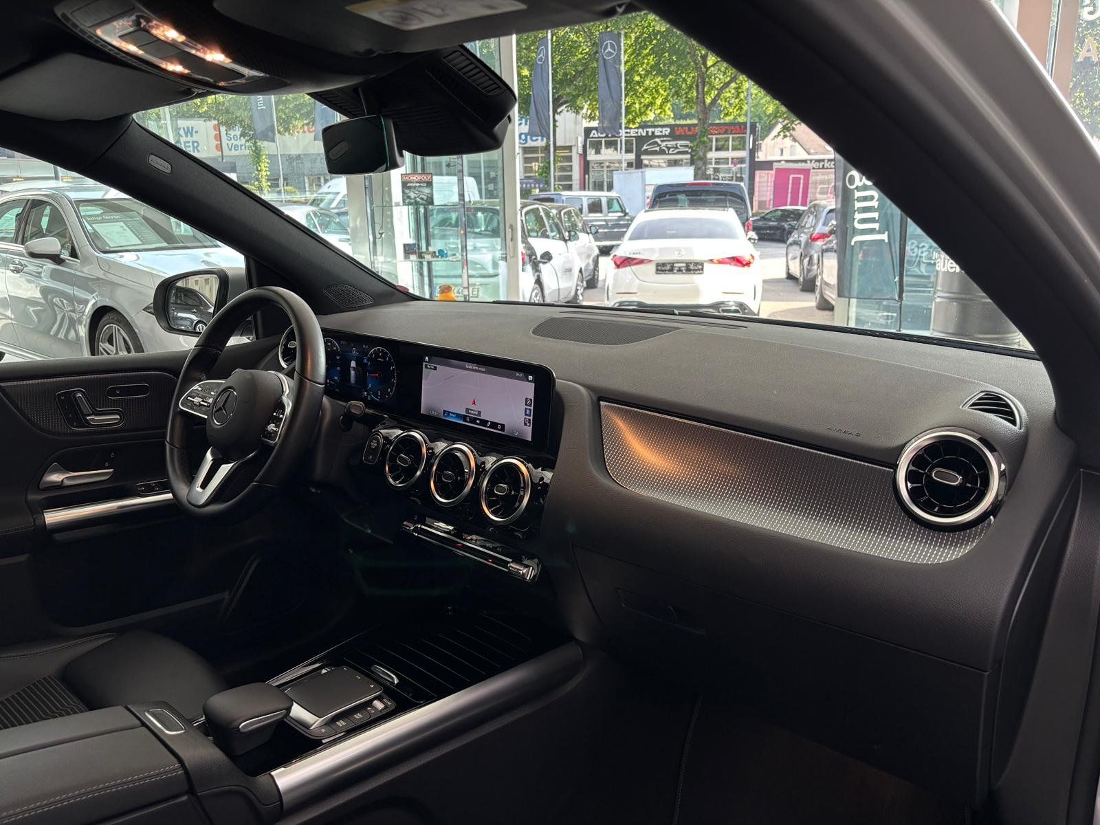 Fahrzeugabbildung Mercedes-Benz B 200 Progressive 4Matic MEMORY+LED+SHZ+KAMERA