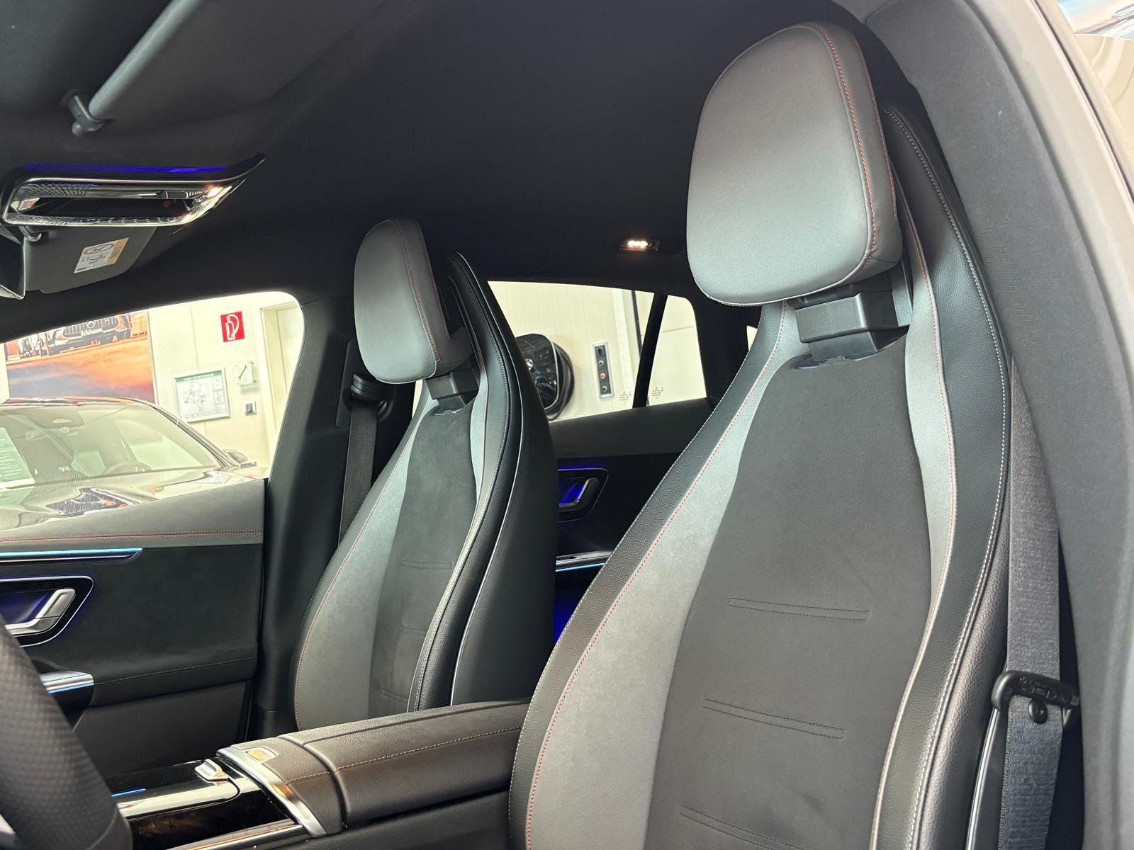 Fahrzeugabbildung Mercedes-Benz EQE 350 AMG PREMIUMPKT+21"+AIRMATIC+AHK+3D+DIGIT